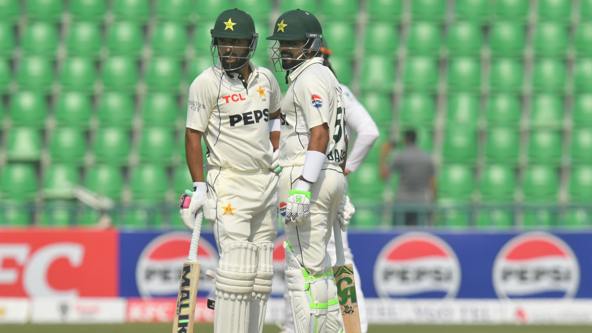 Pakistan win toss and bat in Rawalpindi