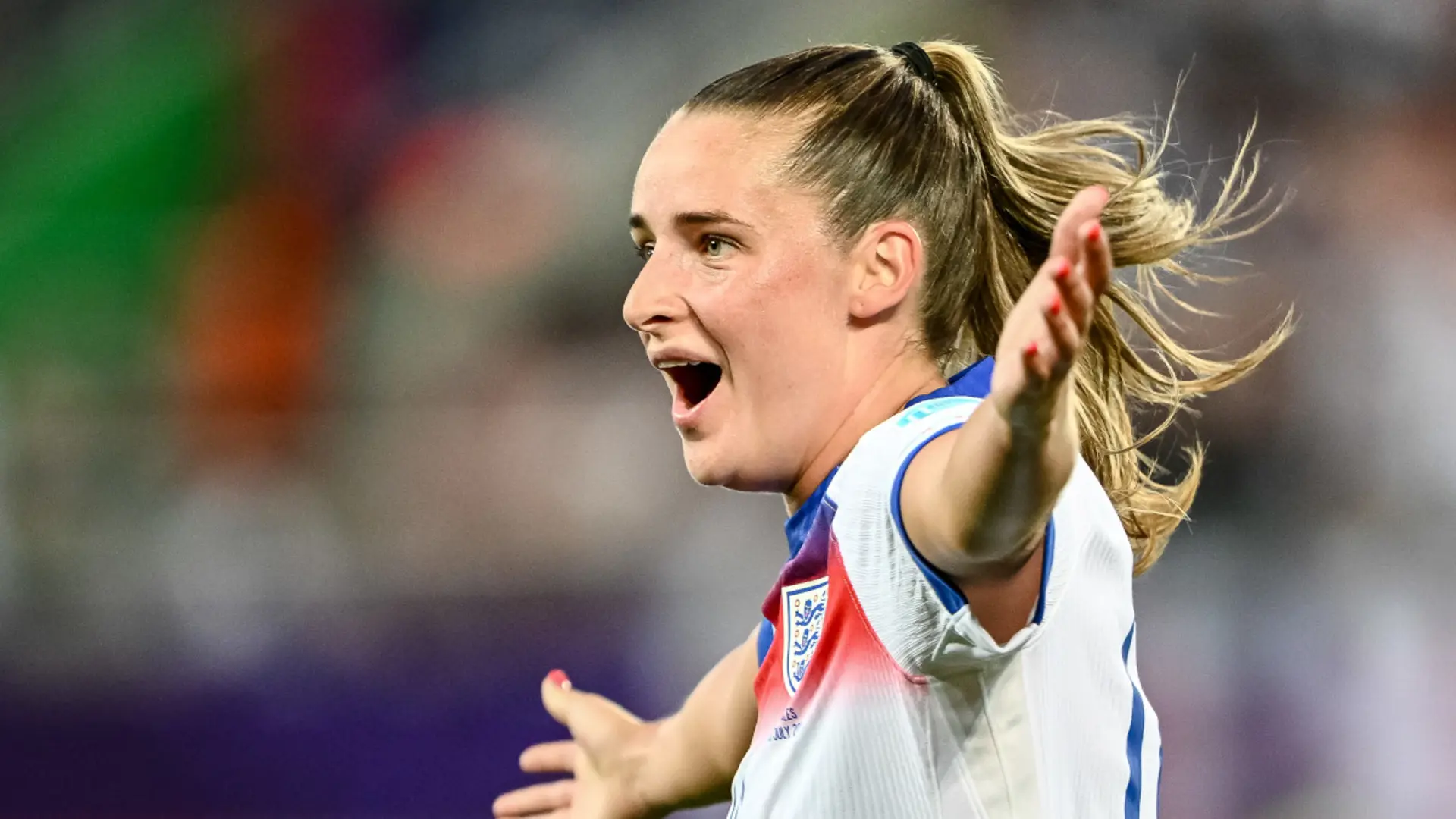 Grieving Toone, Mead find support in each other at Euro 2025