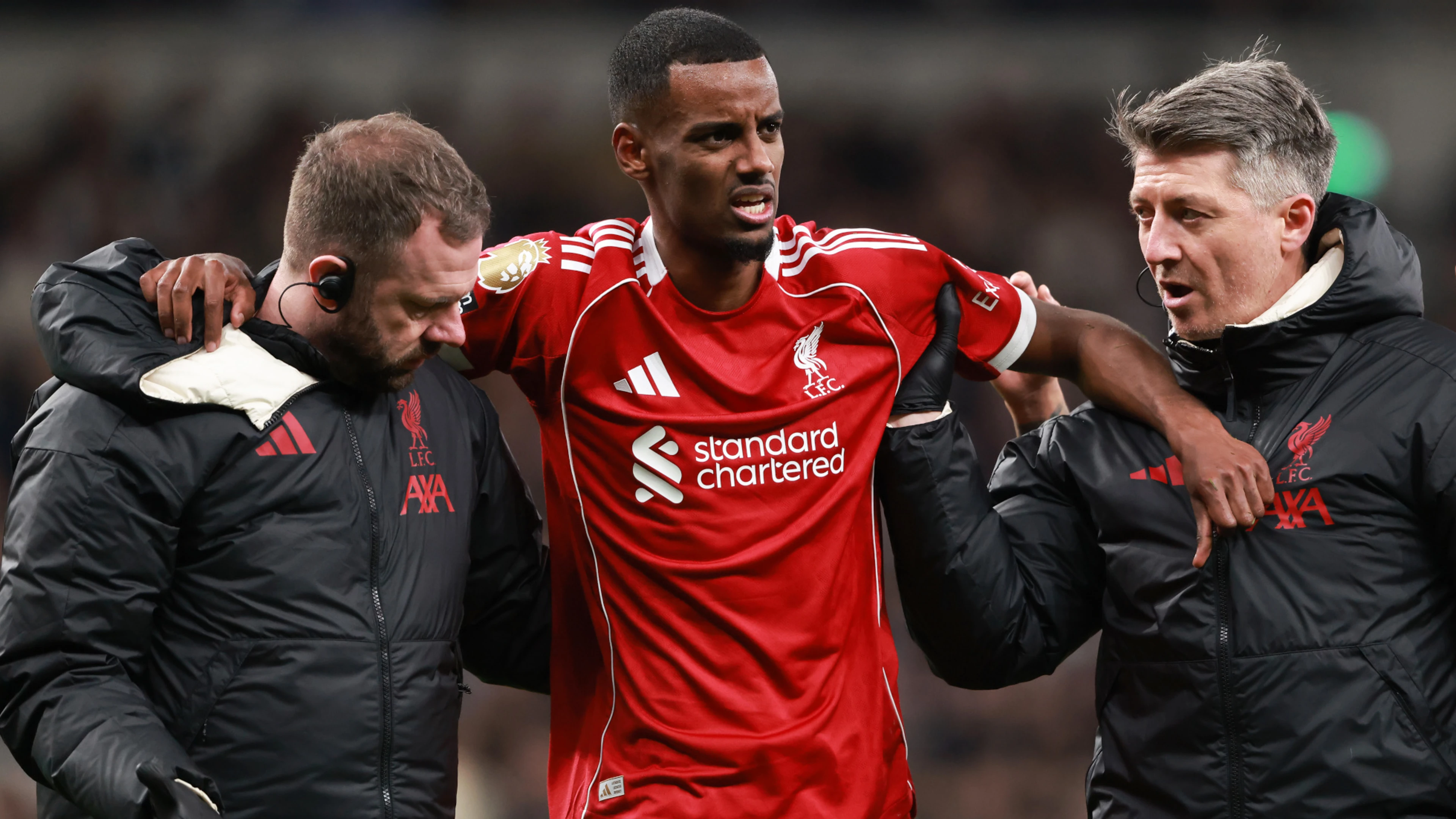 Liverpool fear Isak has broken leg: reports