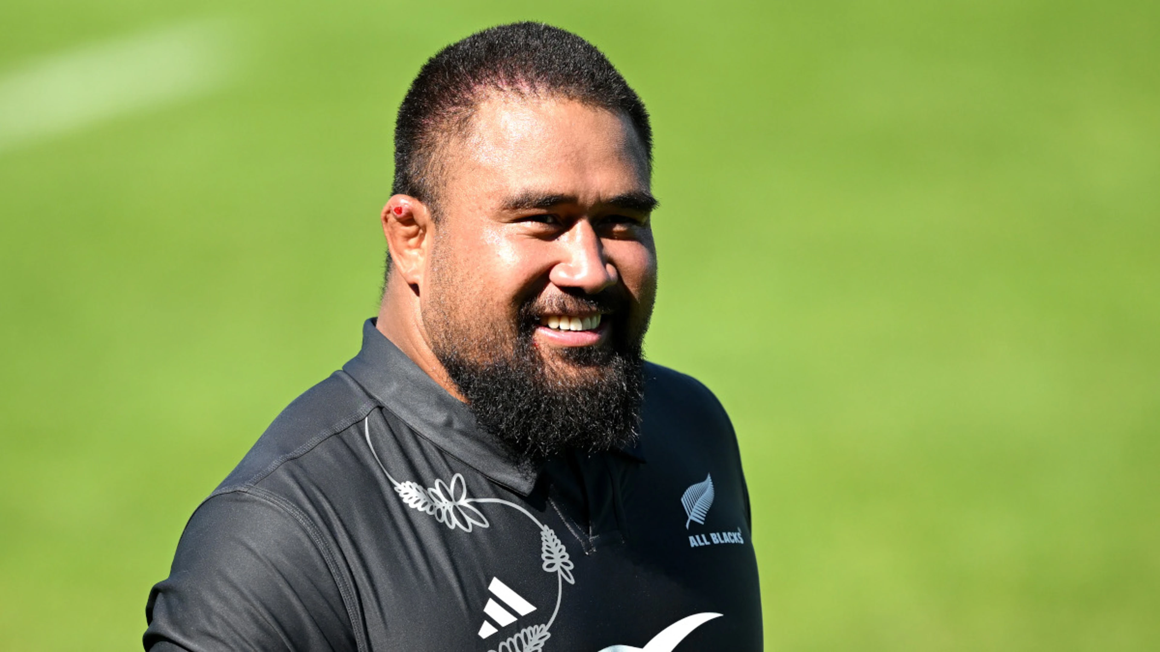 Premiership club Gloucester sign All Blacks prop Laulala