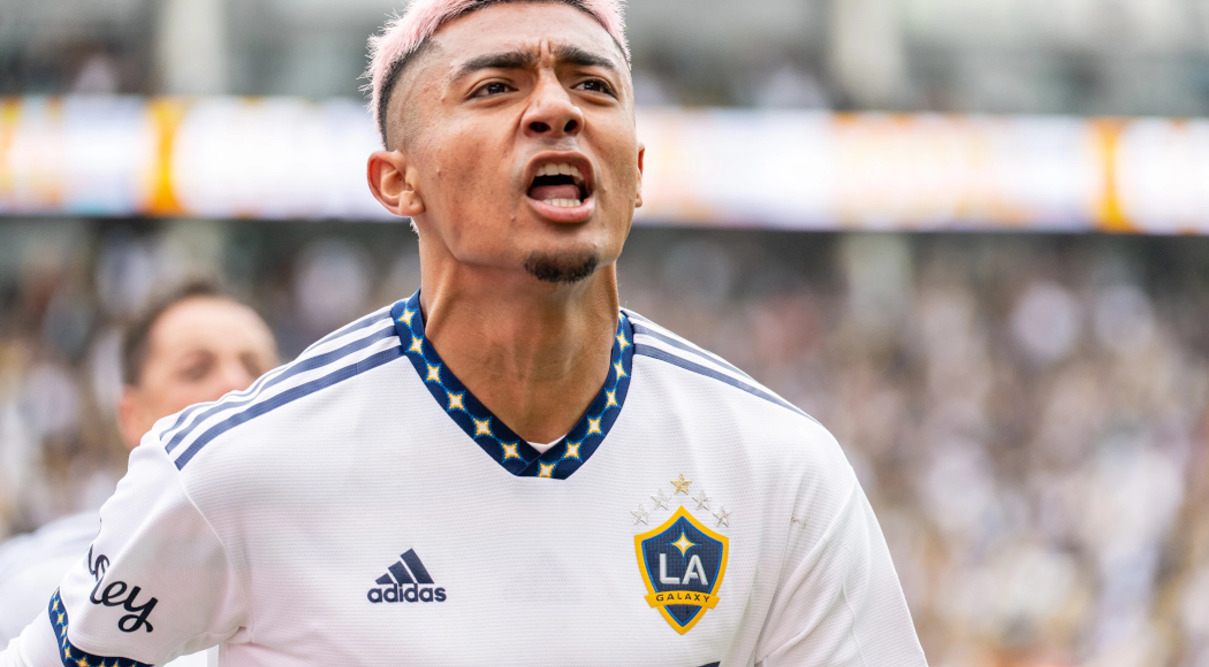 Barca miss out on Araujo deal by 18 seconds, says director