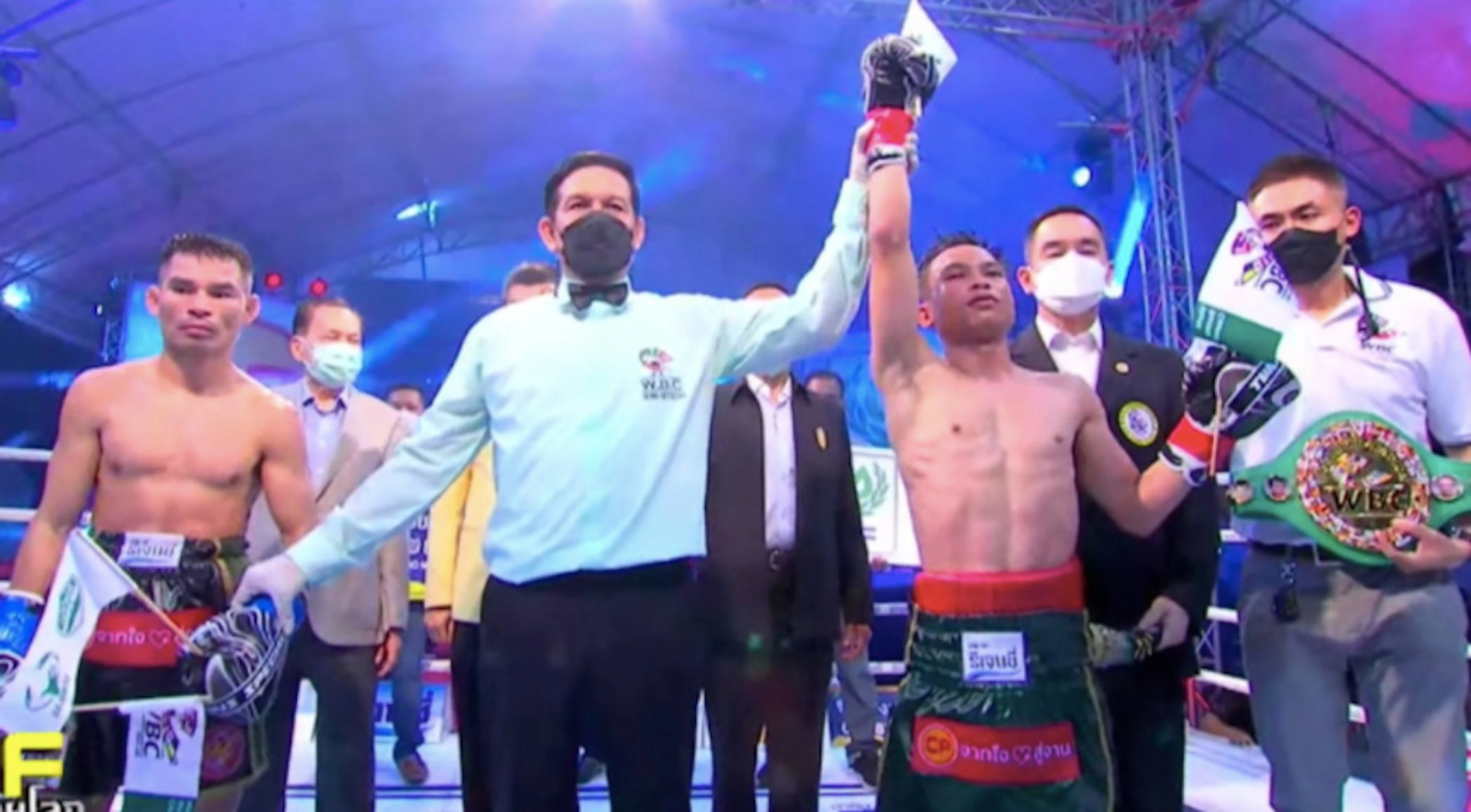 Panya Pradabsri retains WBC strawweight belt