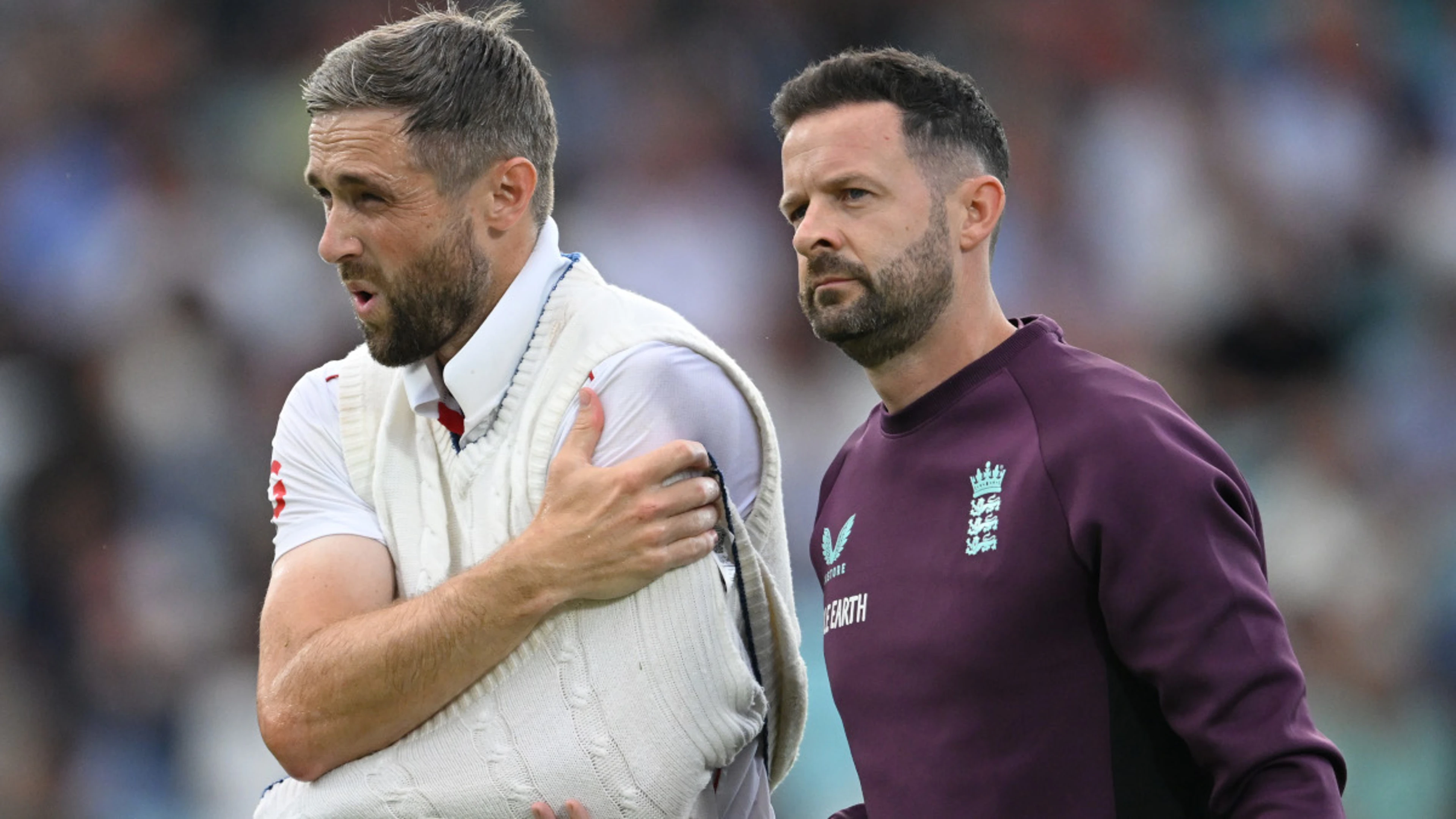 England say injured Woakes set to miss rest of India decider