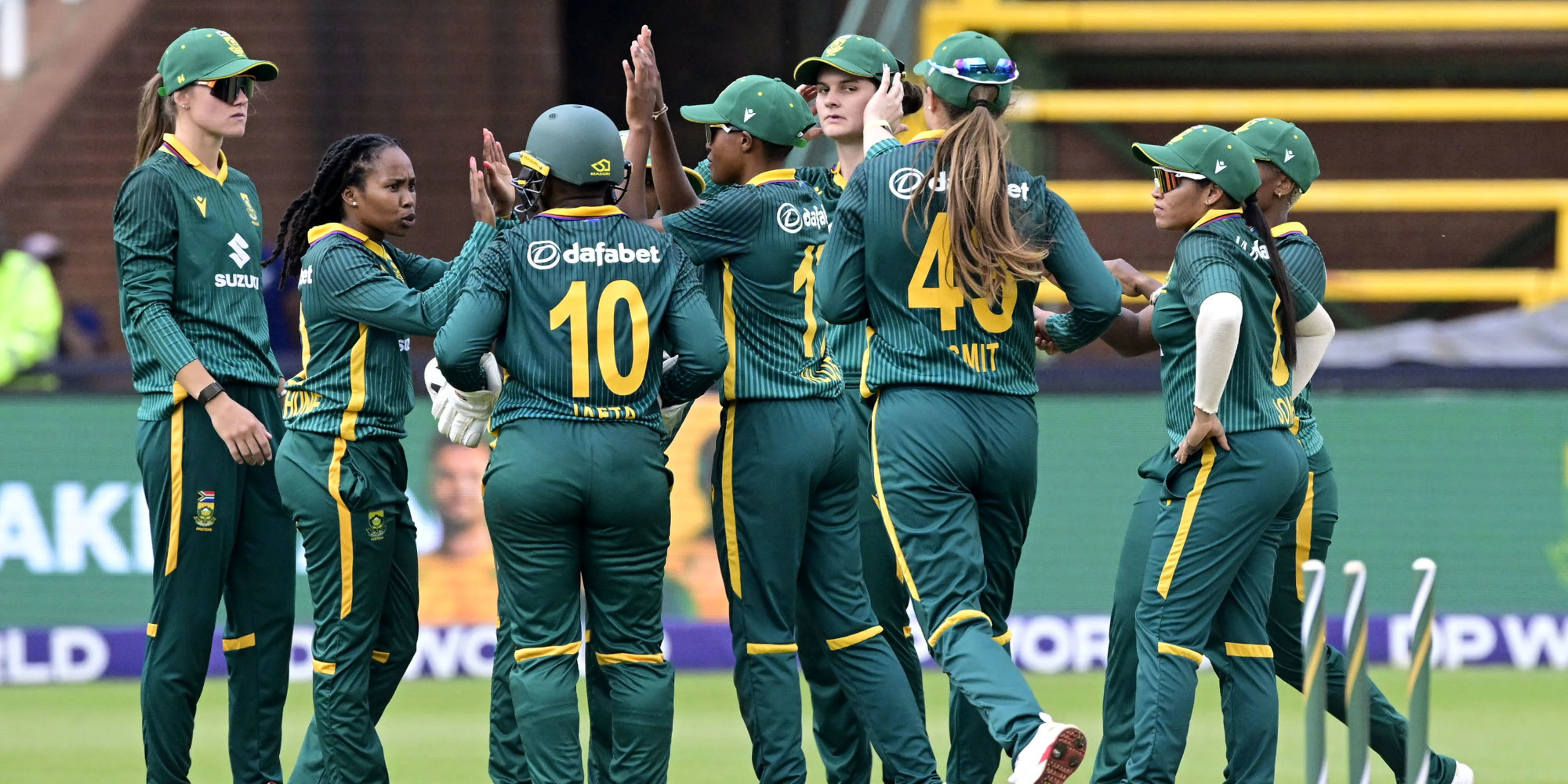 Dercksen and Co crush Pakistan to clinch ODI series