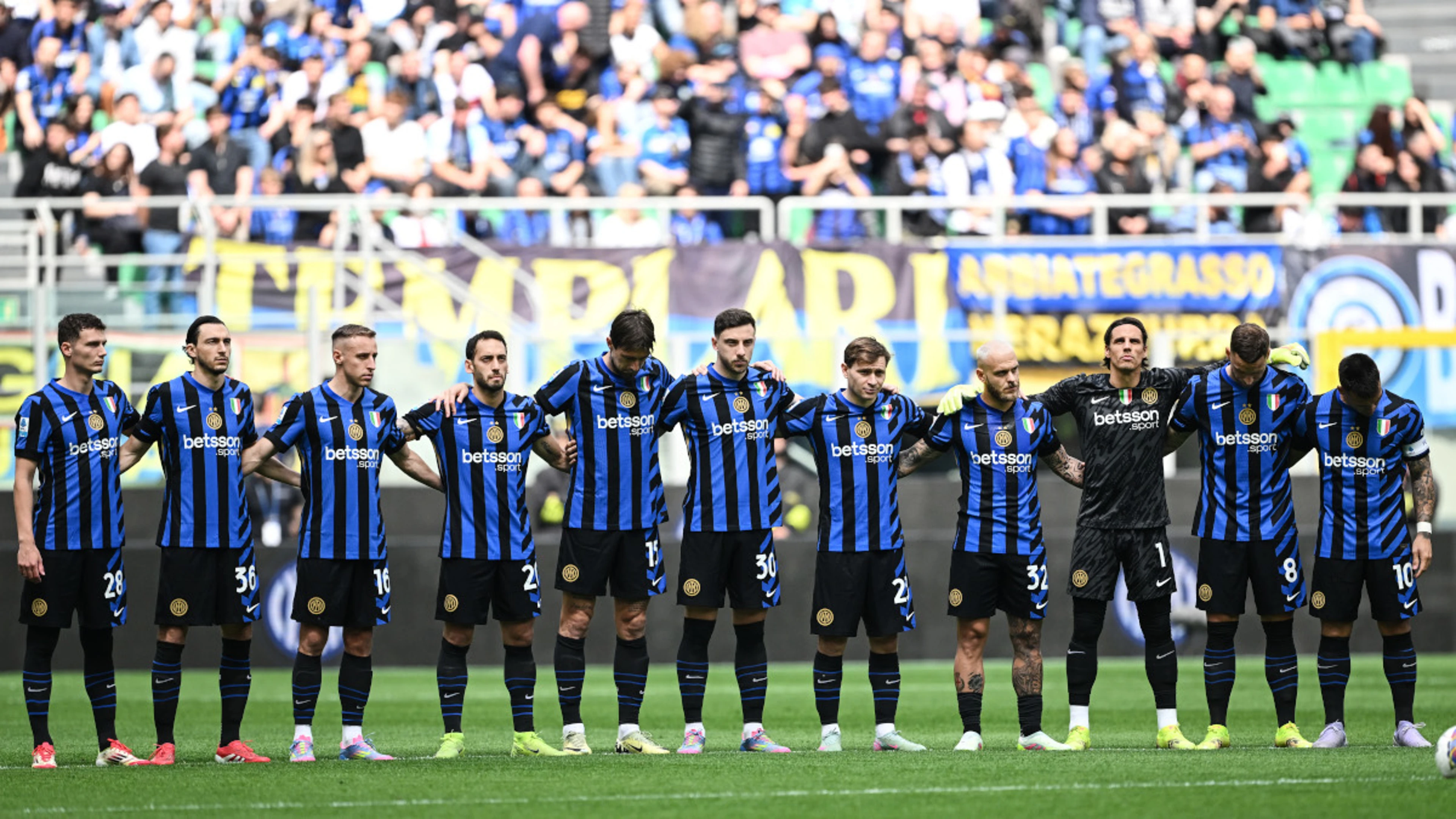 Overloaded Inter risk losing title race to focused Napoli