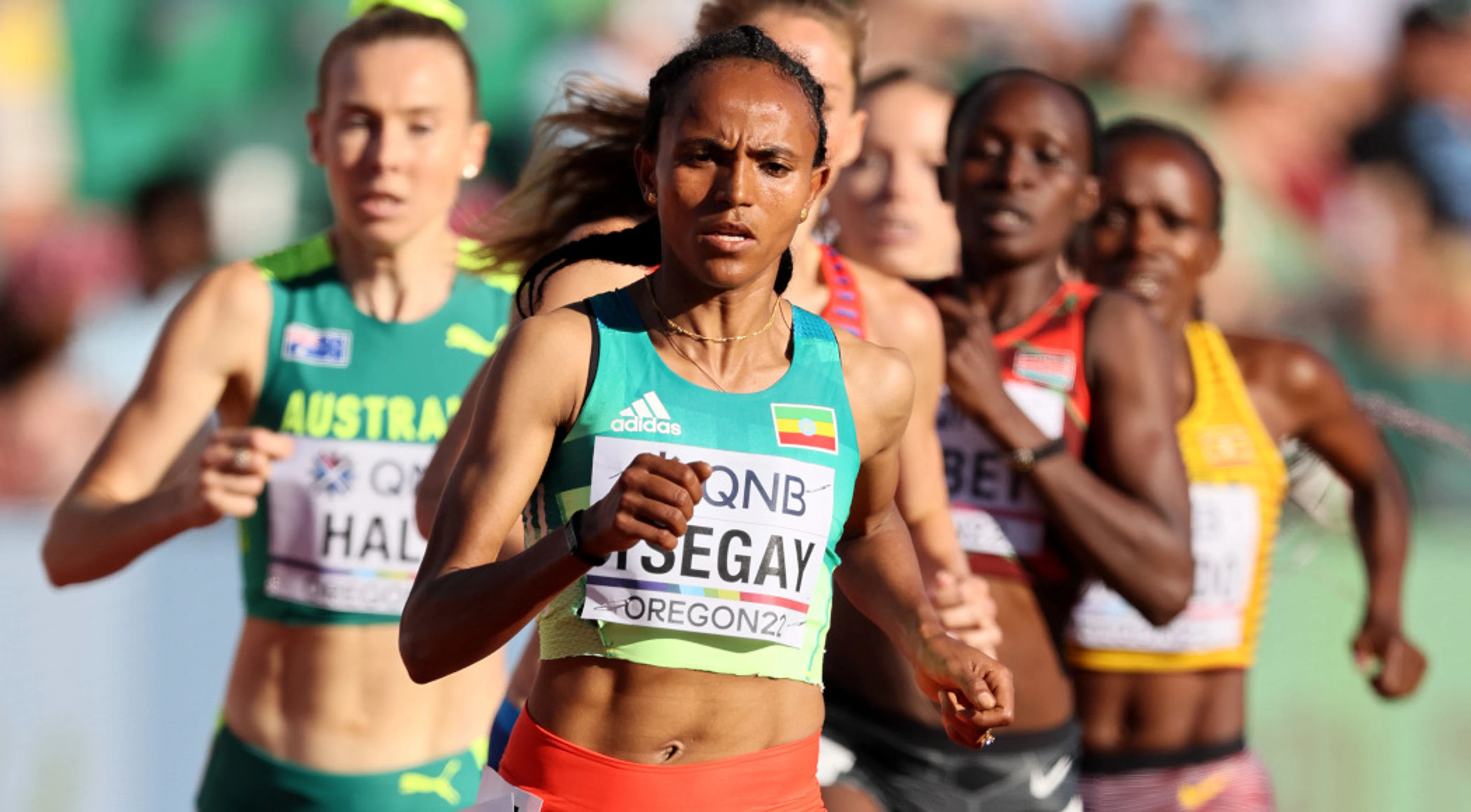 Tsegay hands Kipyegon something to worry about in women’s 1500m