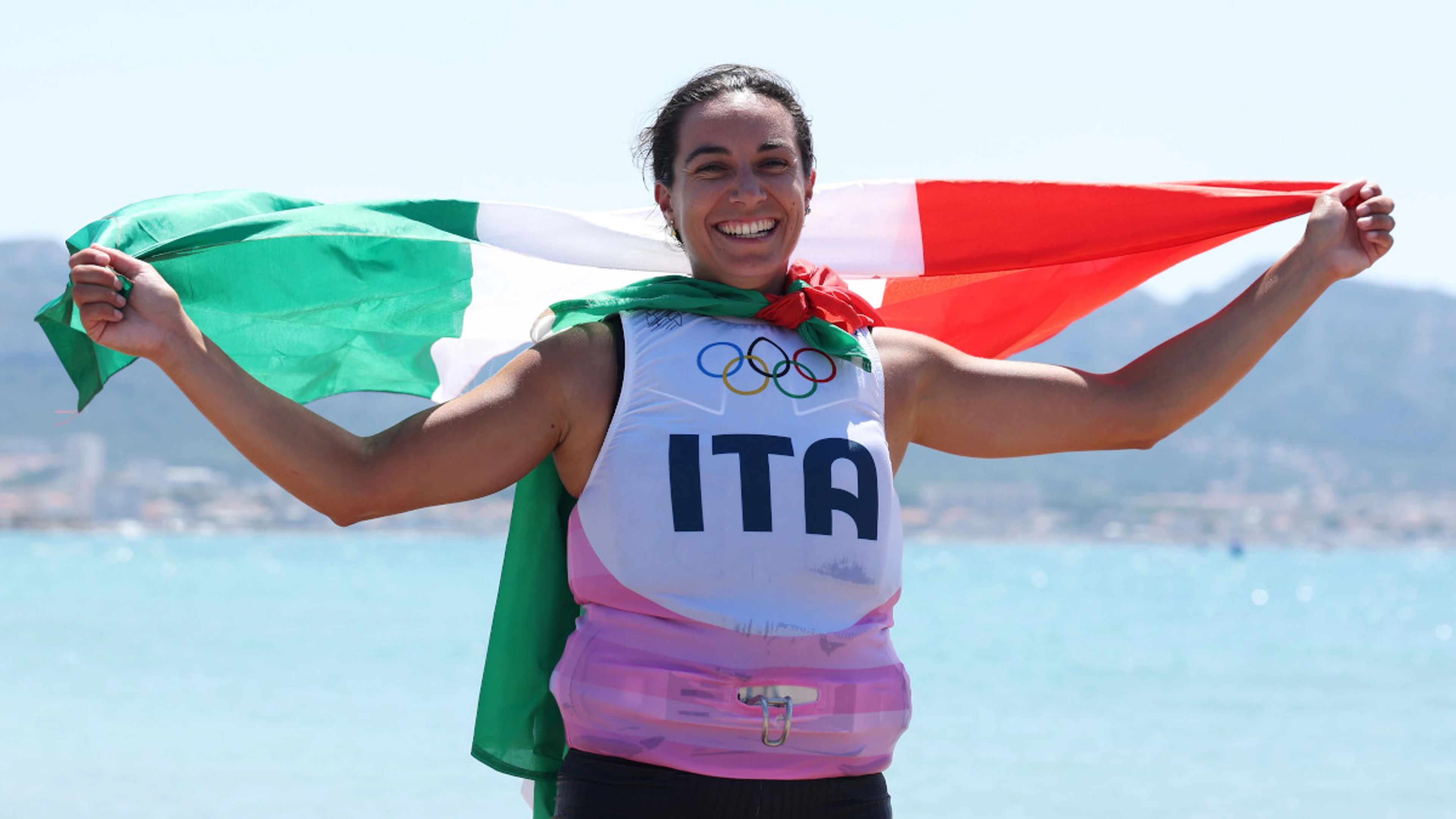Gold for Israel's Reuveny and Italy's Maggetti in frantic windsurfing finals