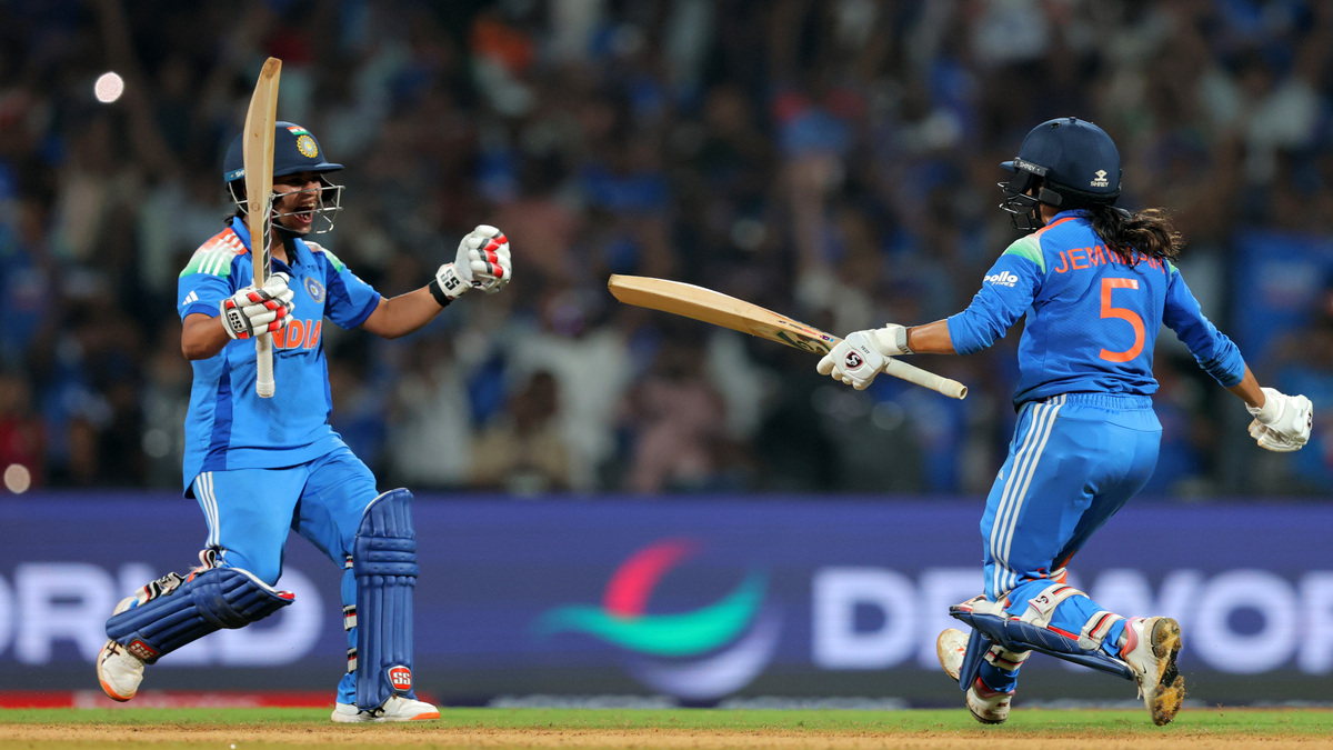 India deliver masterclass chase to stun Australia