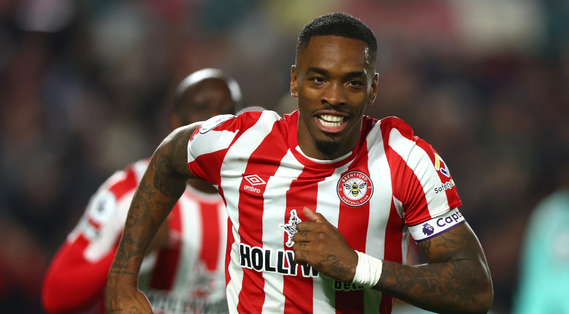 Toney strikes twice to give Brentford win over Brighton