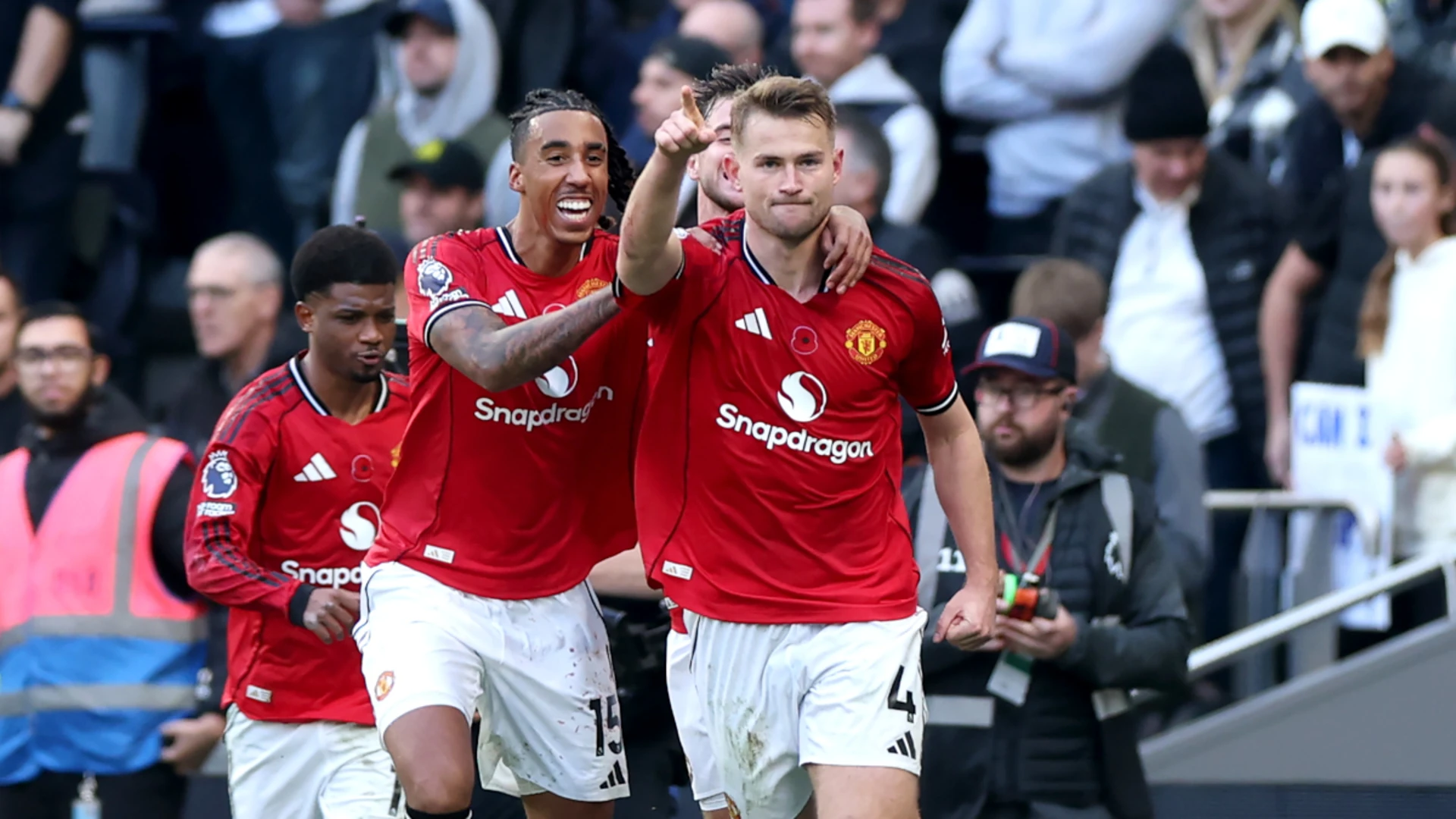 De Ligt rescues draw for Man Utd after Tottenham turnaround