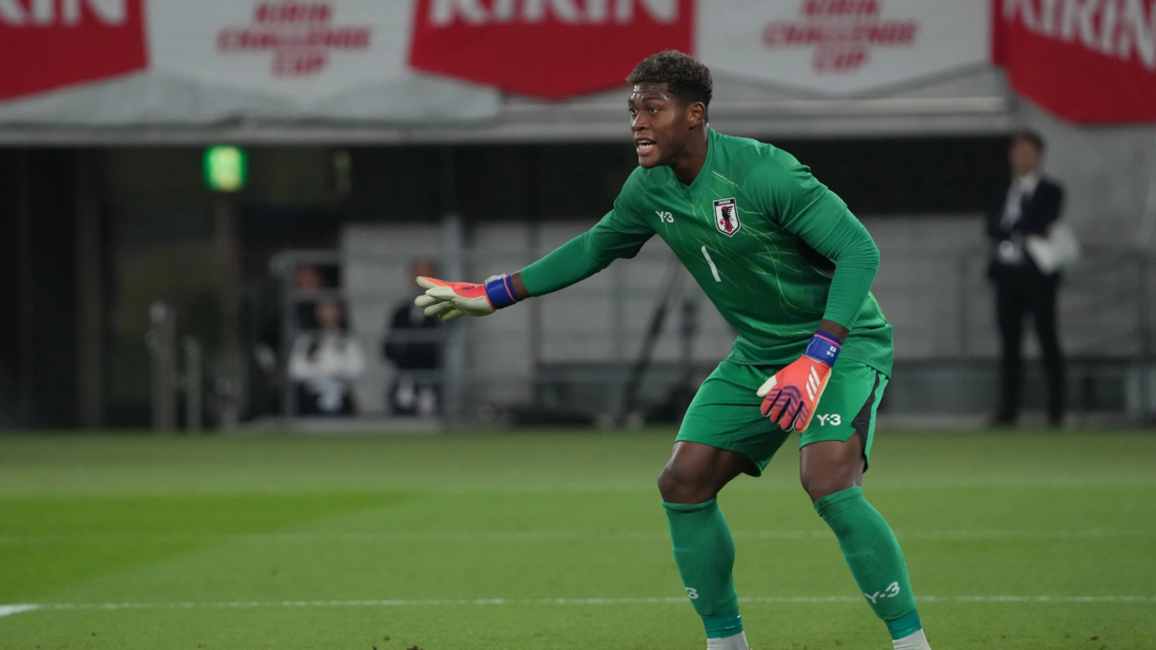 Parma keeper Suzuki out of Japan squad after fracturing wrist, finger