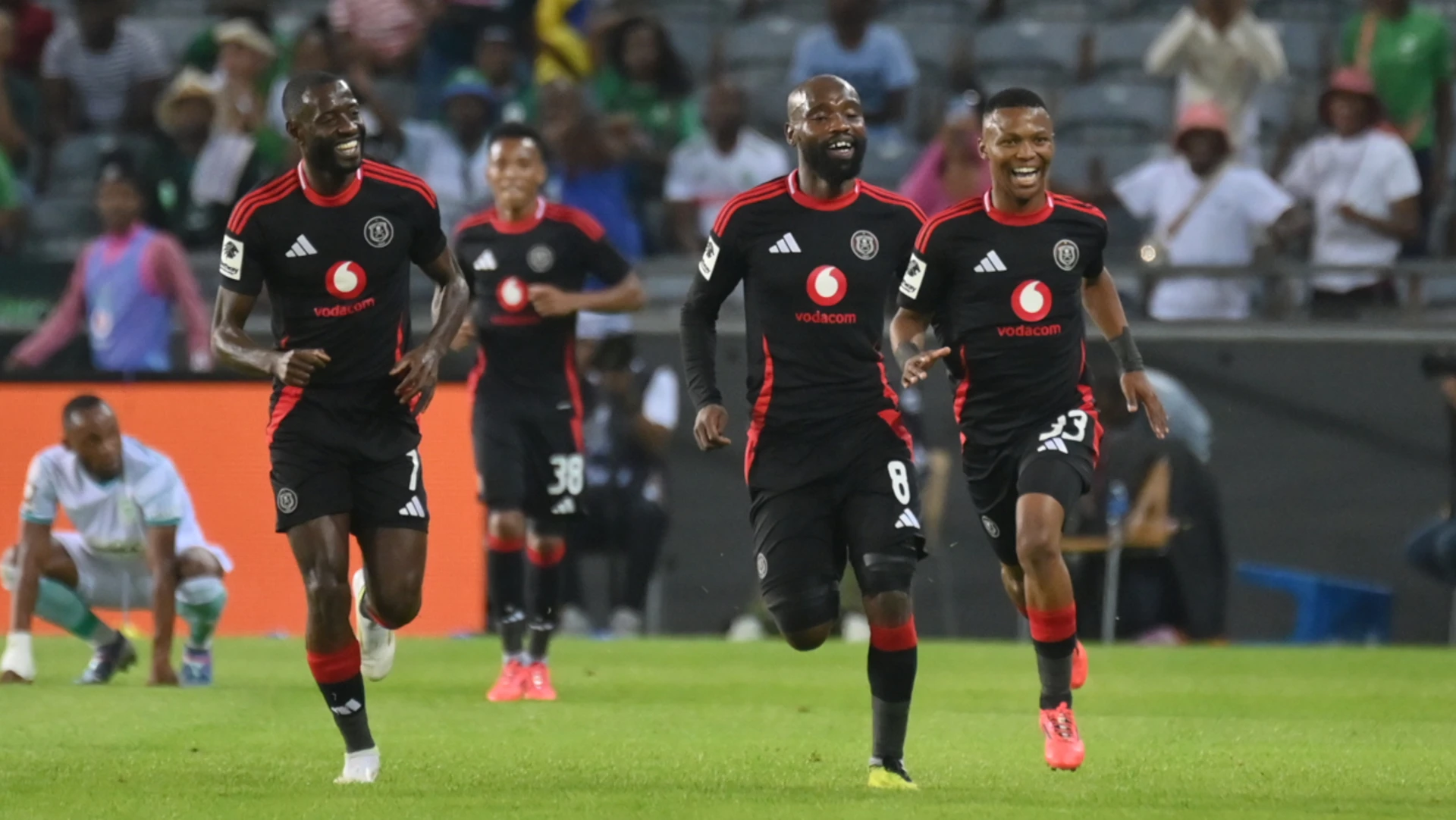 Buccaneers aim to continue perfect start; Chiefs, Sundowns look to bounce back