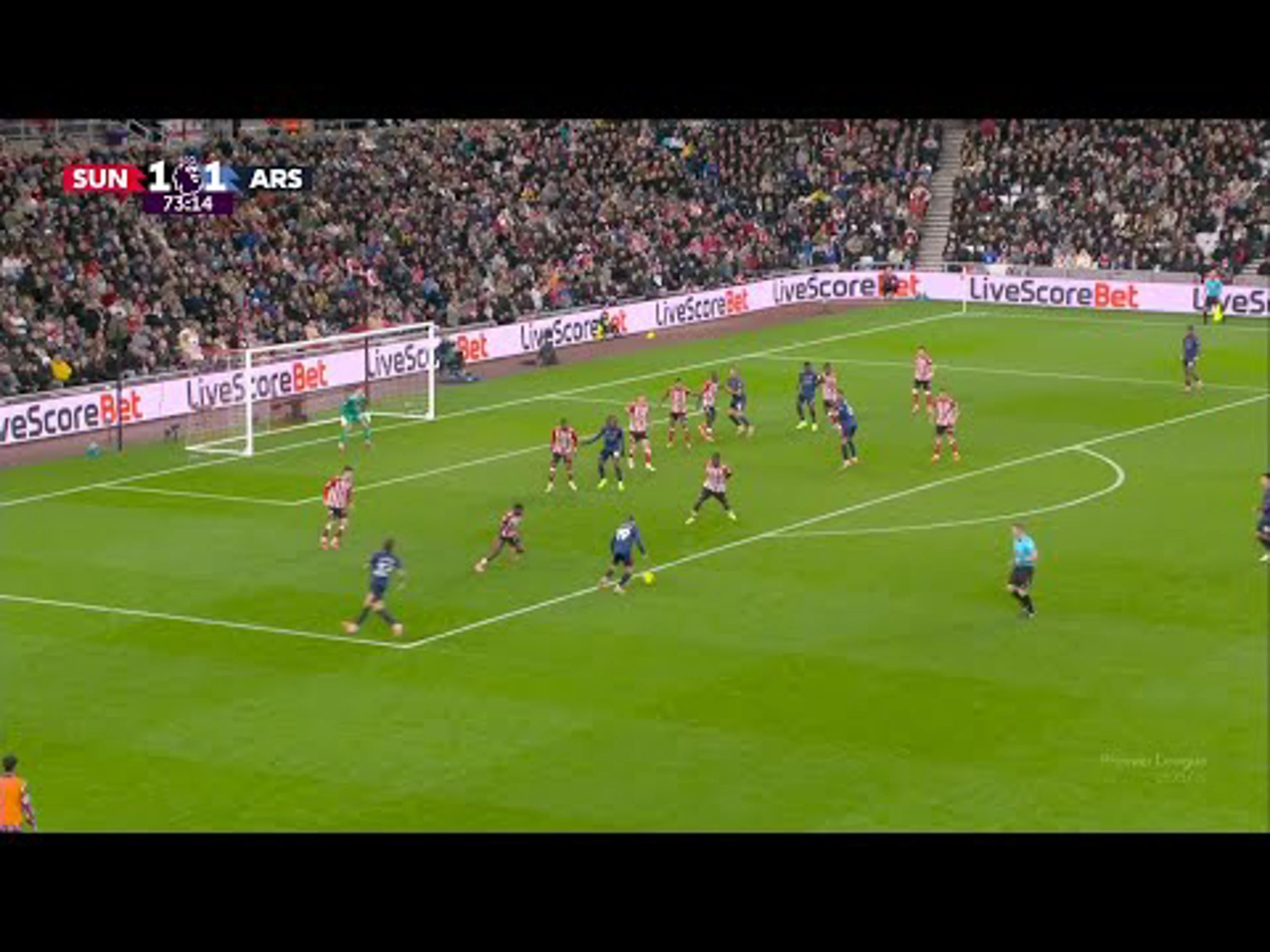 Leandro Trossard | 74ᵗʰ Minute Spectacular Short Goal v Sunderland