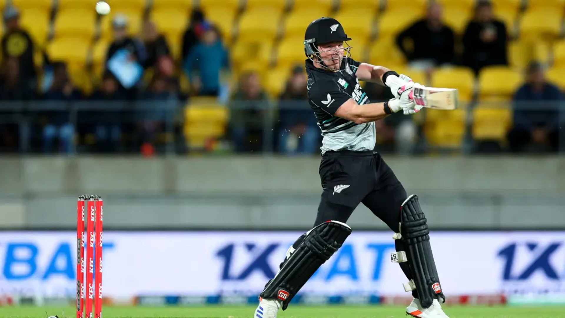SEIFERT BLITZ: New Zealand crush Pakistan to win series 4-1