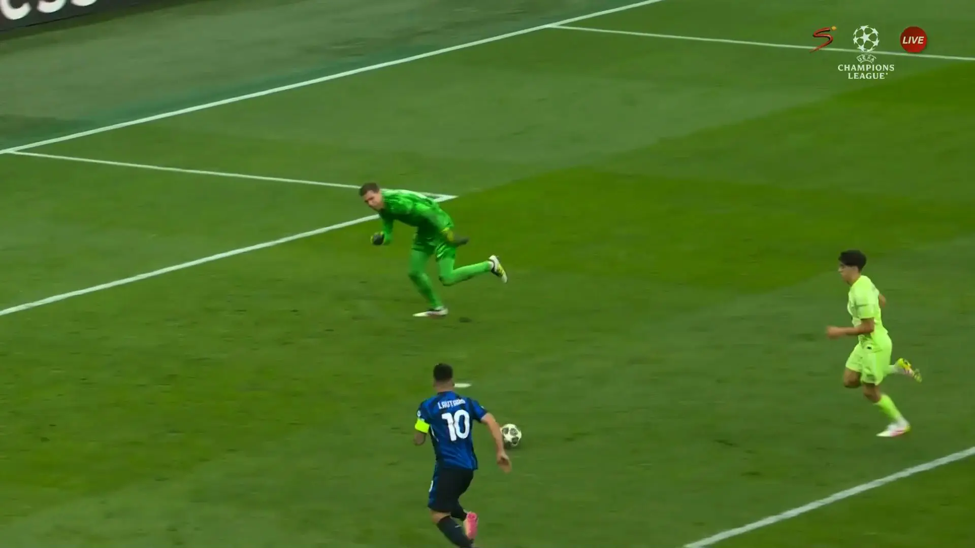 Lautaro Martinez | Inter Milan v Barcelona | UEFA Champions League Semi Finals