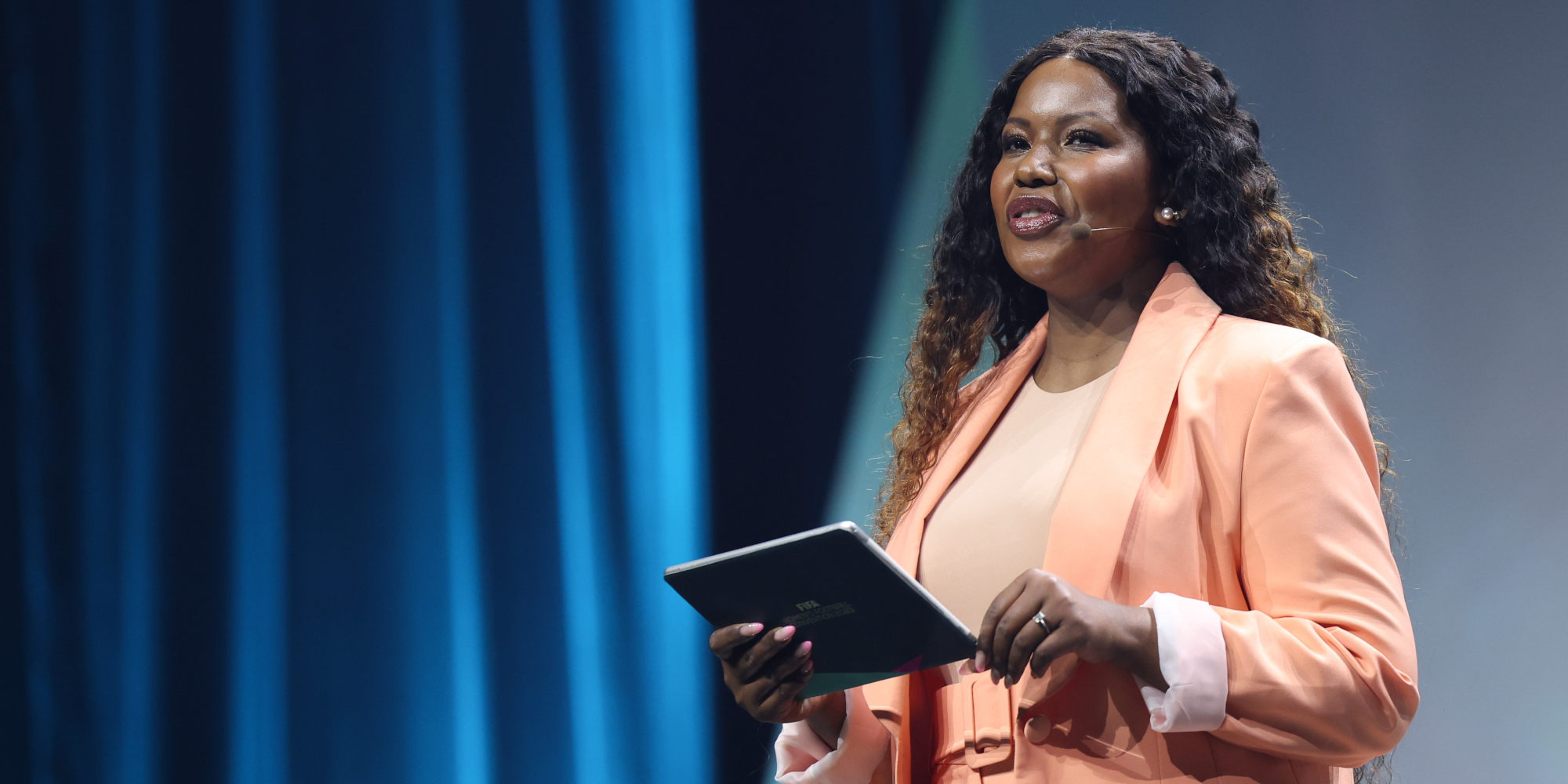 SA'S FIRST LADY OF SPORT SPEAKS! Carol takes us through Feb's incredible sports roster