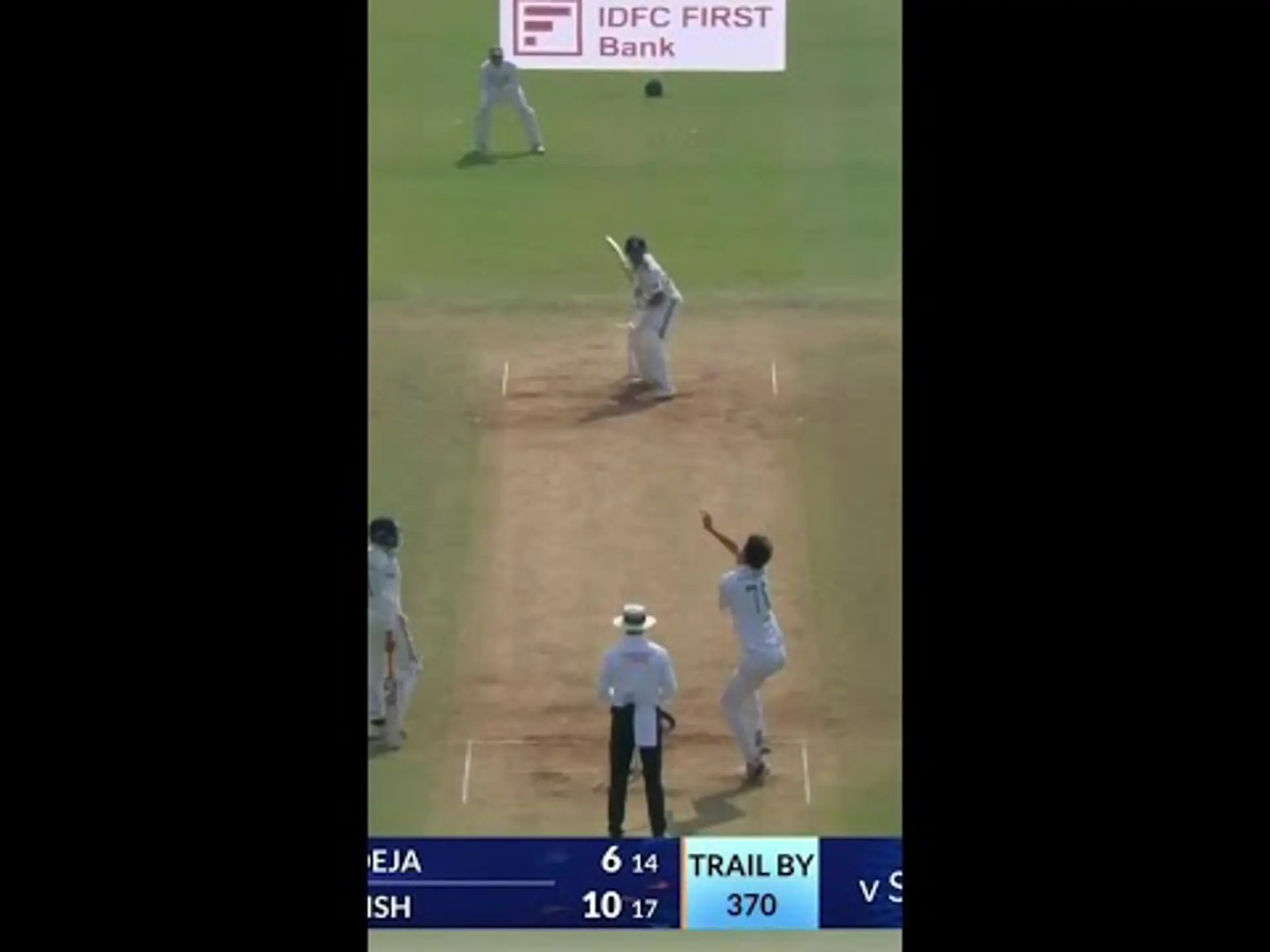 Aiden Markram takes a blinder in slip!