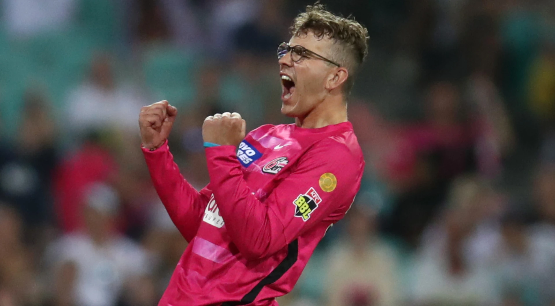 Australia surprise with Murphy, Handscomb in test squad for India