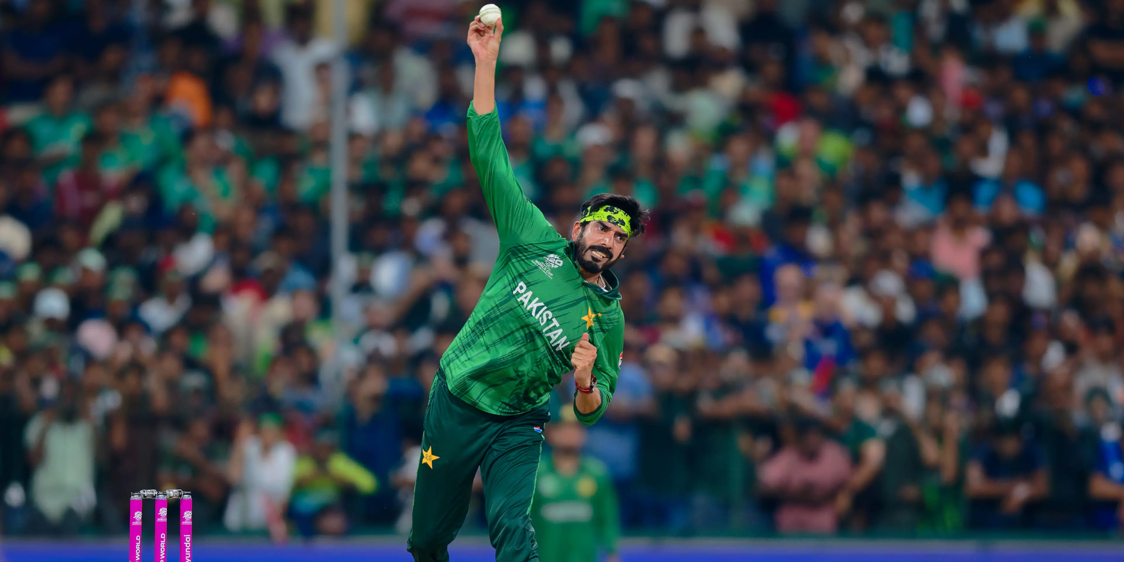 Driven by Dhoni, Pakistan's x-factor tweaker Tariq targets India