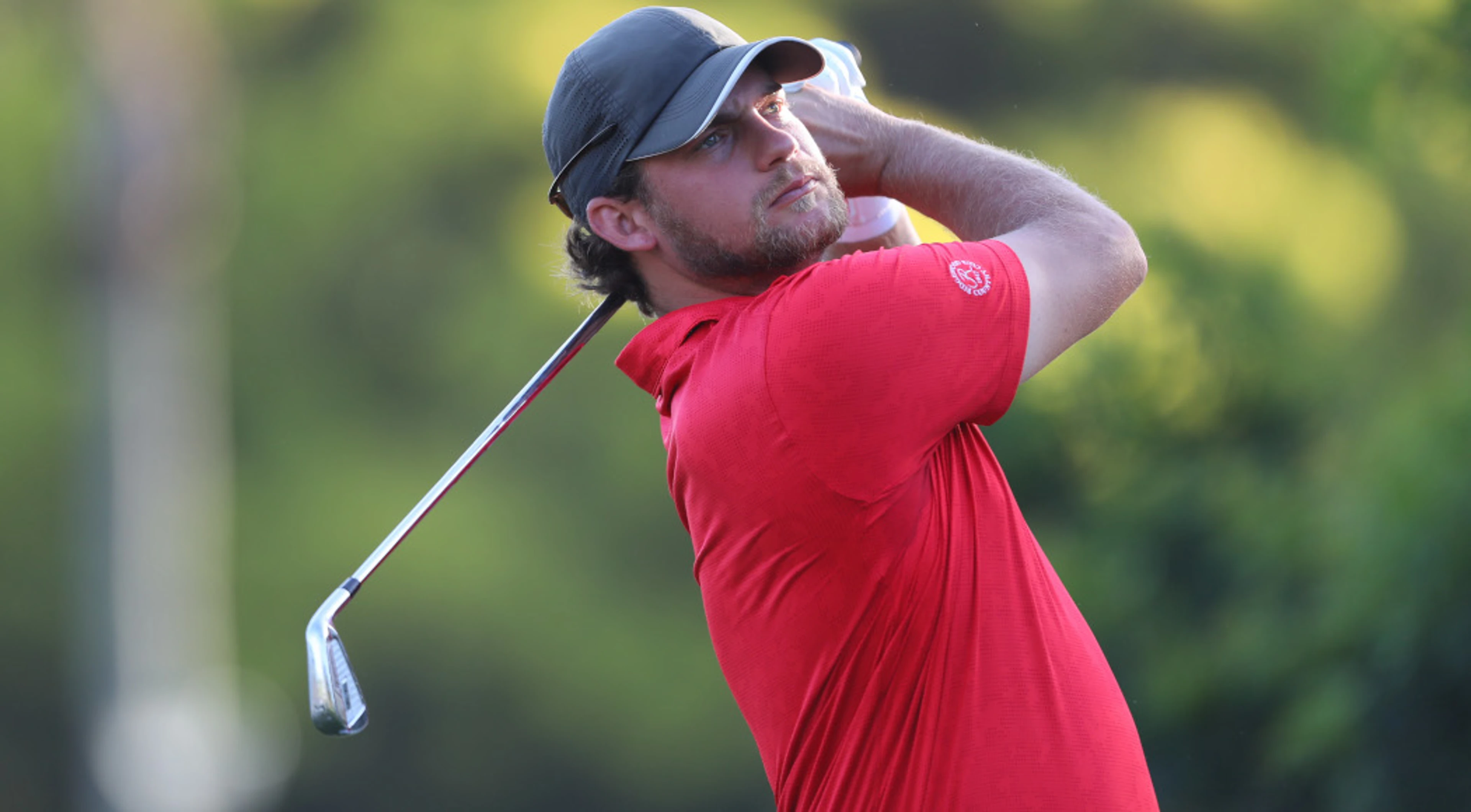 Bogey-free Bailey leads Blue Label Challenge