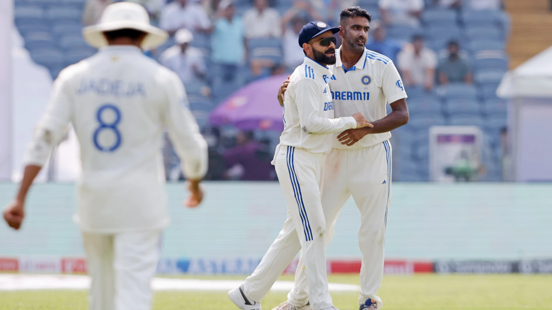 DAY 2: Santner takes seven as New Zealand bowl out India