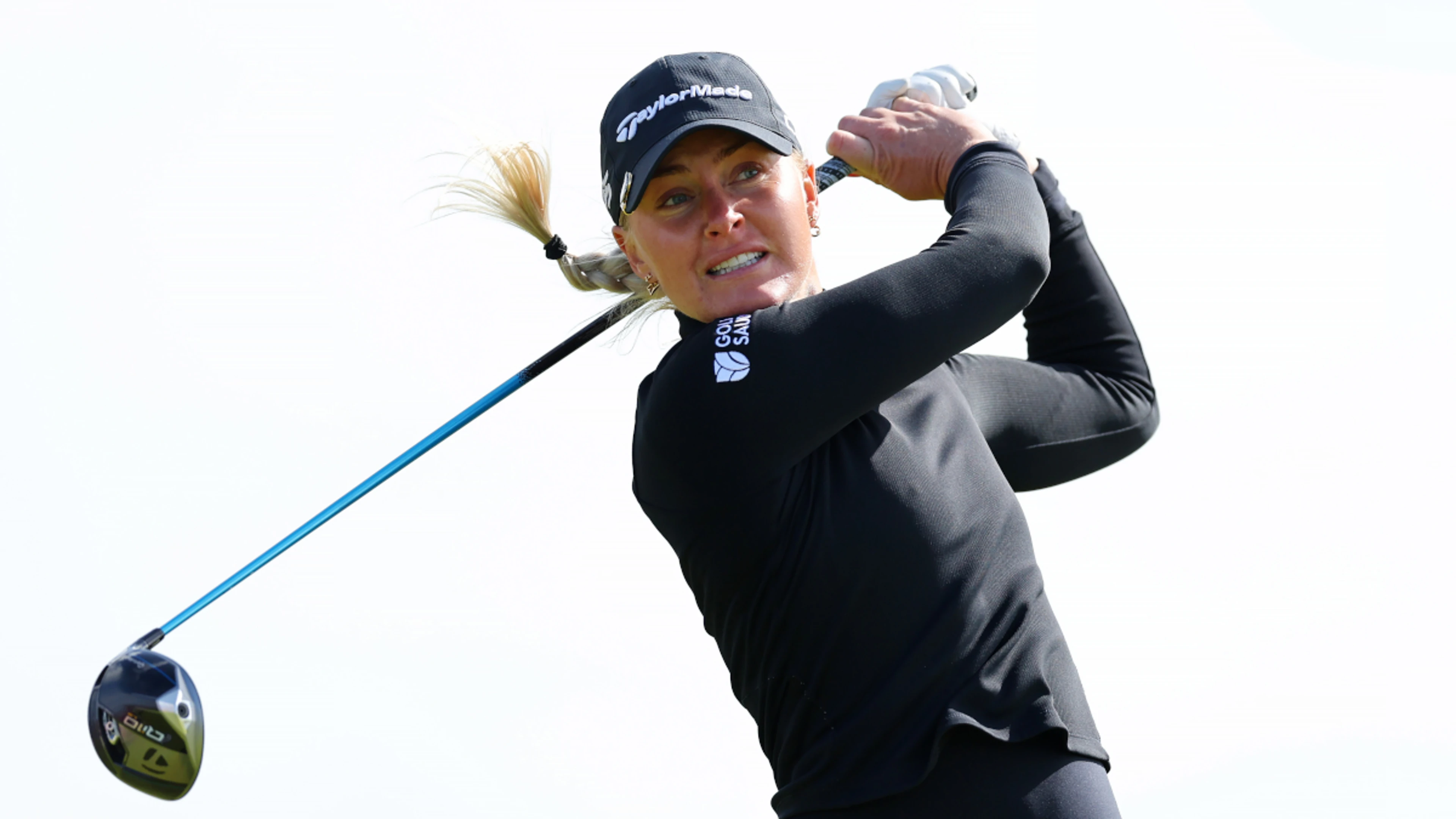 England's Hull birdies 18 for solo Women's Open lead