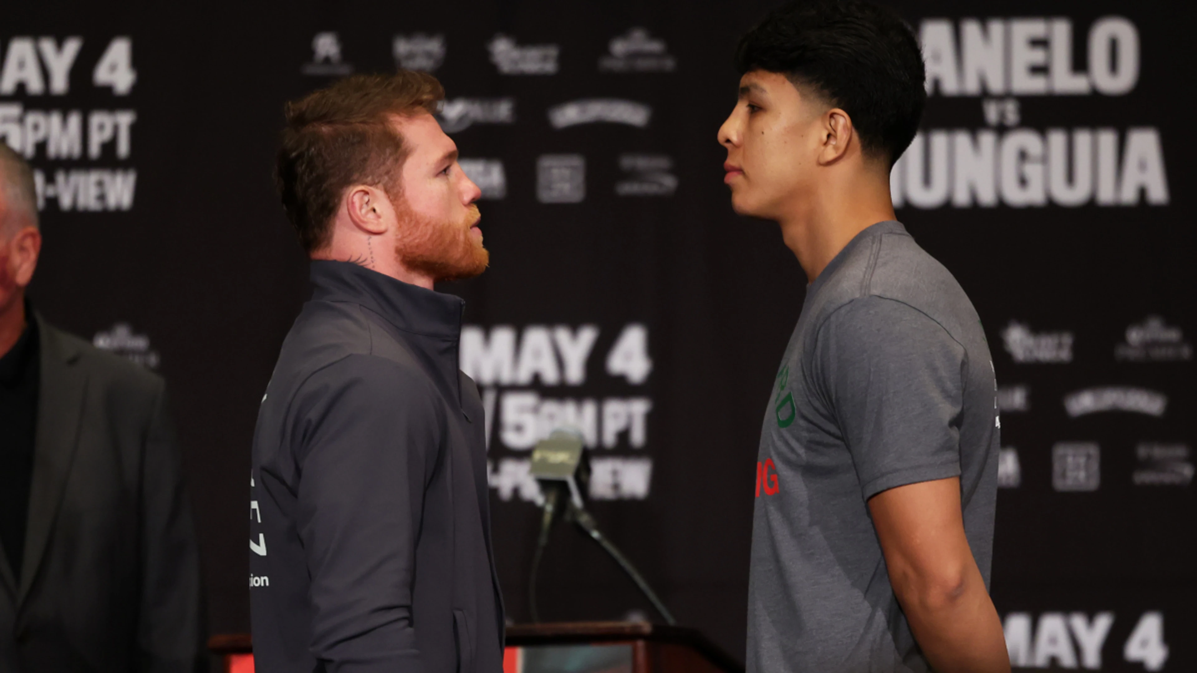 Canelo, De La Hoya clash ahead of Munguia showdown