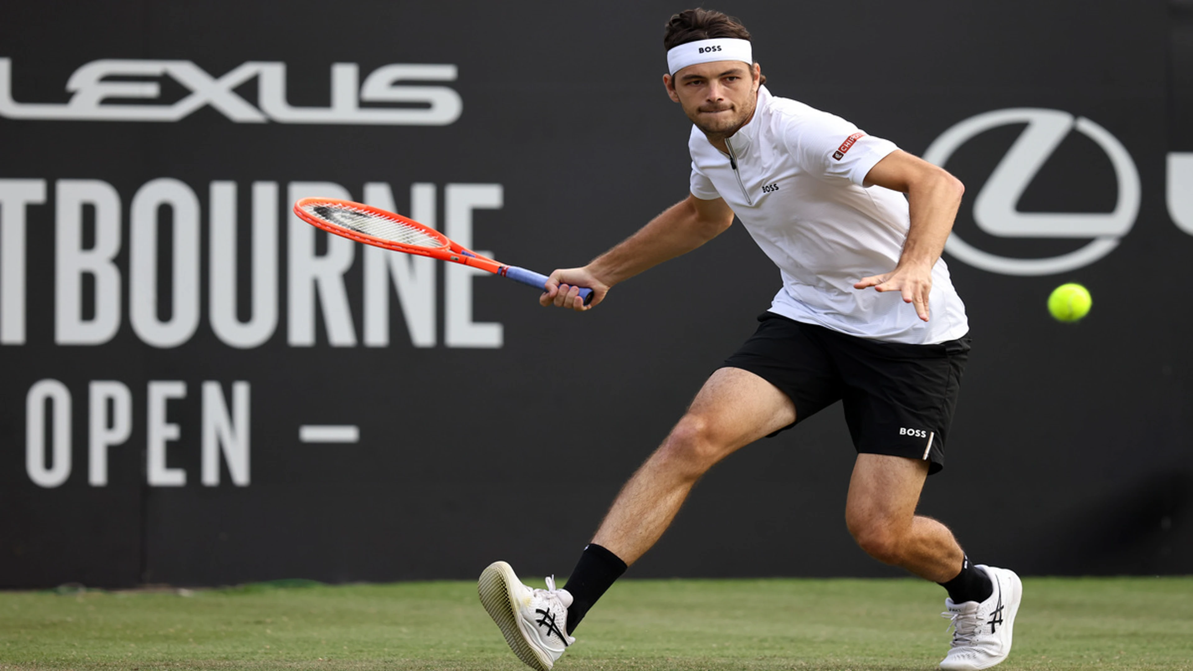 Fritz faces lucky loser Brooksby in Eastbourne final