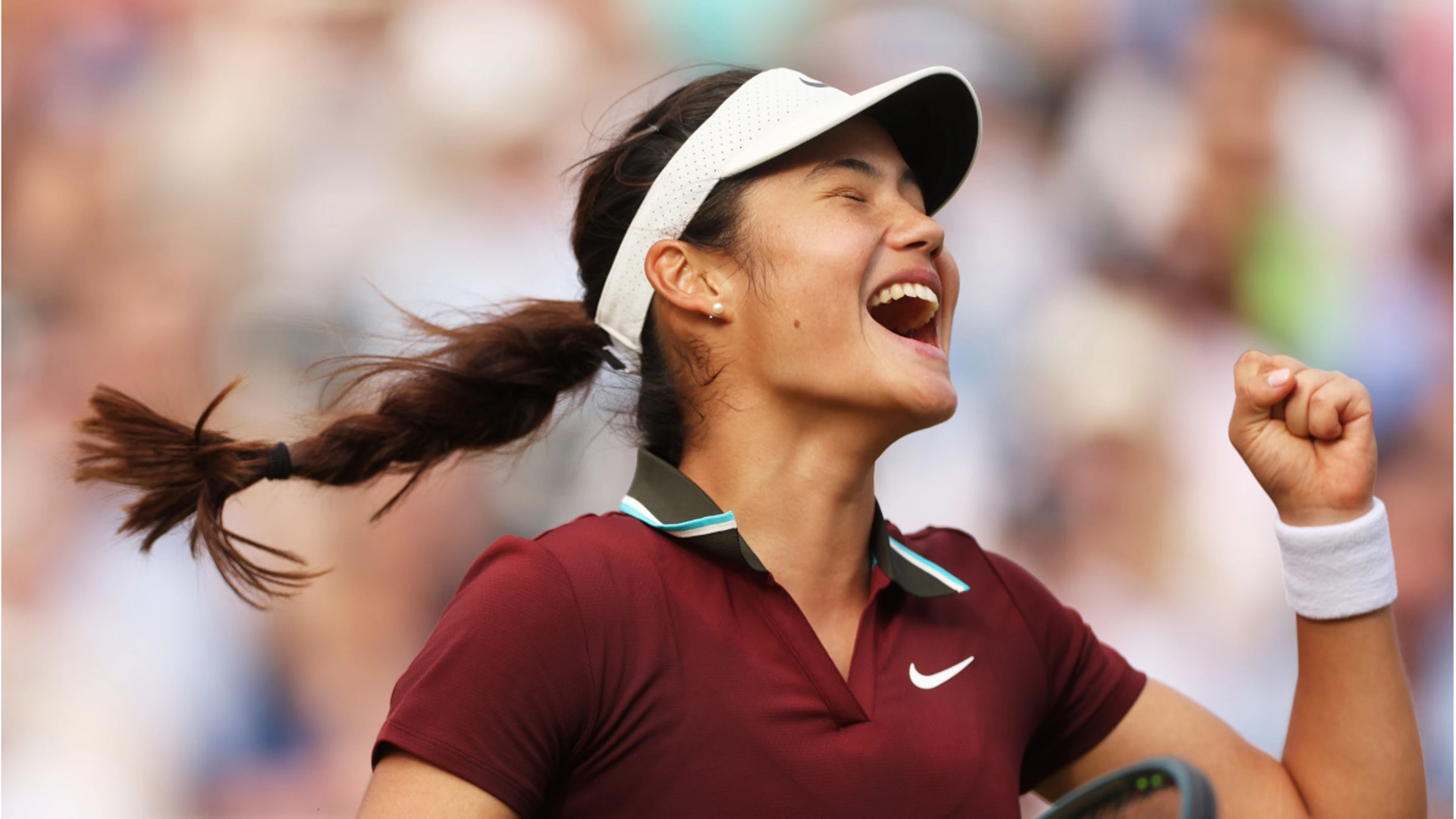 Raducanu powers into Queen's Club quarters as last Briton standing