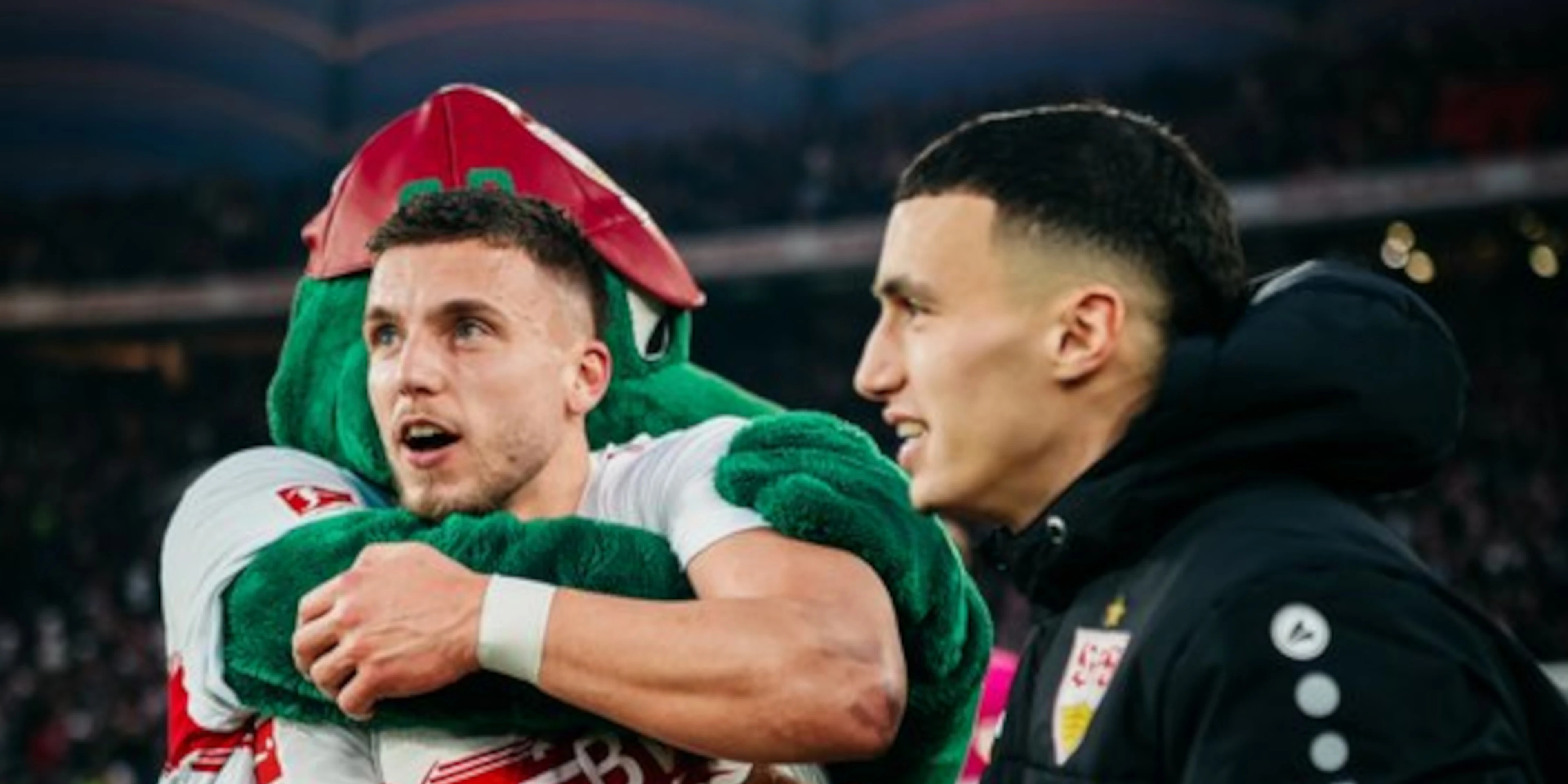 Last-gasp Demirovic strike sends Stuttgart fourth