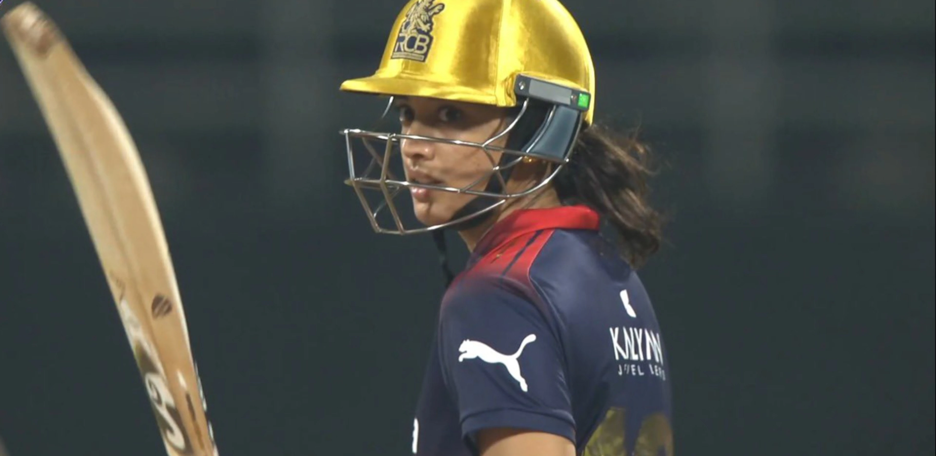 Mandhana stars as RCB down Delhi Capitals