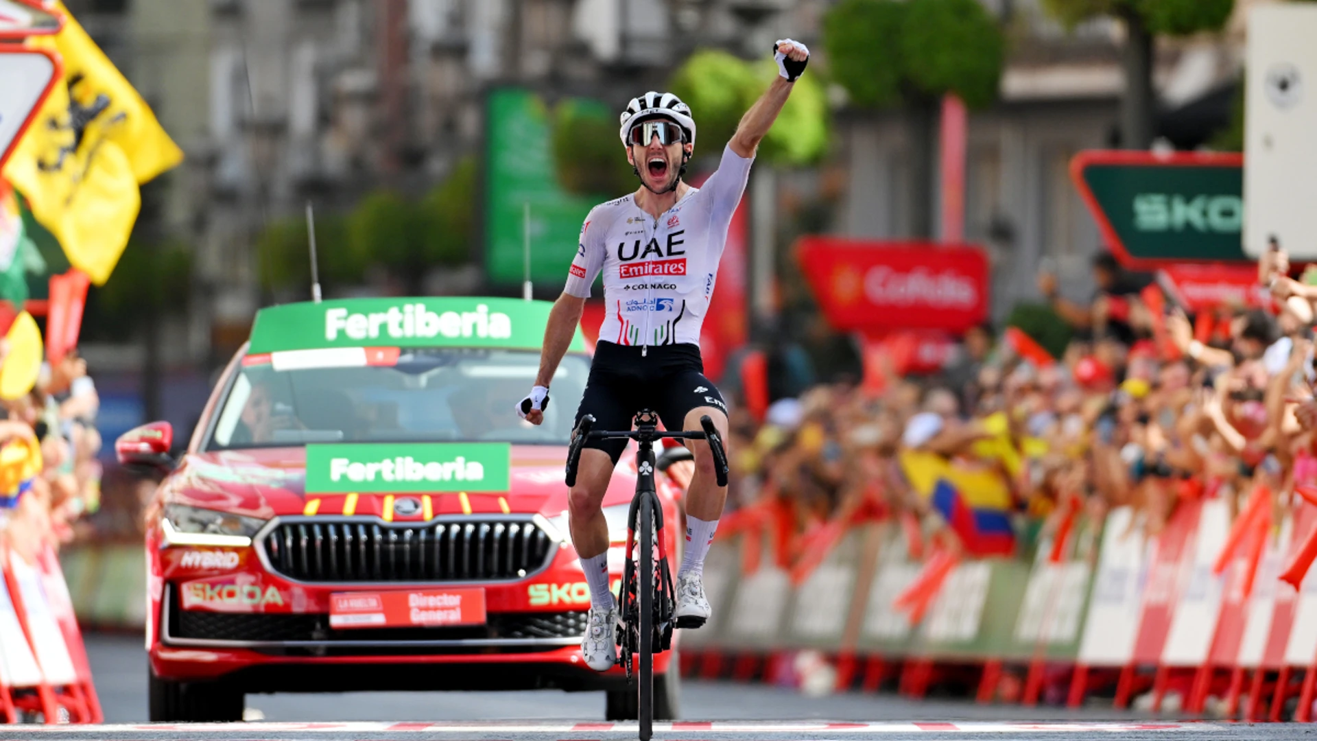 Yates powers to superb solo Vuelta stage nine victory