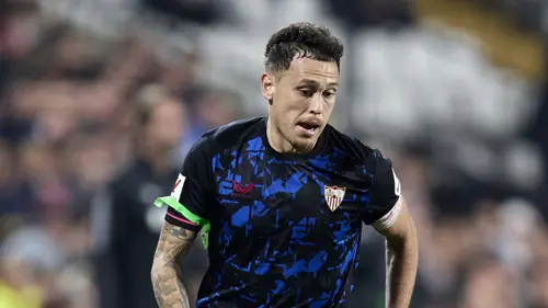 Sevilla call for action after Ocampos touched 'inappropriately' by Rayo fan