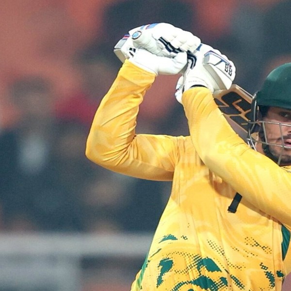 INDIA DEMOLISHED: De Kock, Baartman star as Proteas level T20 series