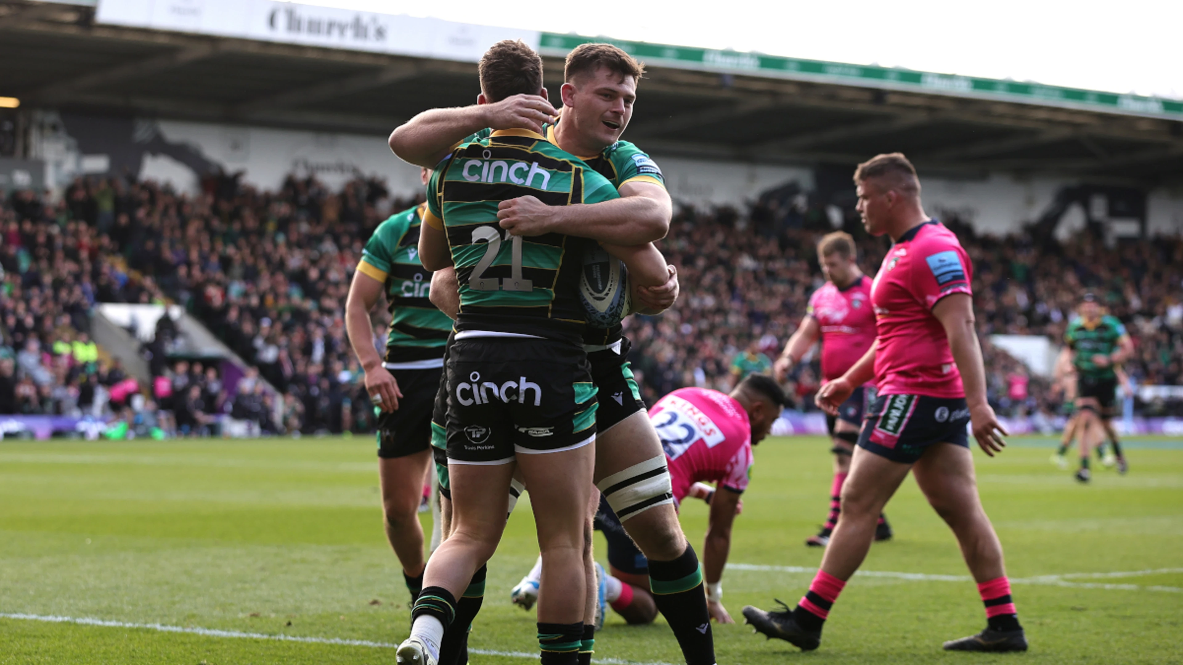 Northampton thrash Leicester to stay top of Premiership