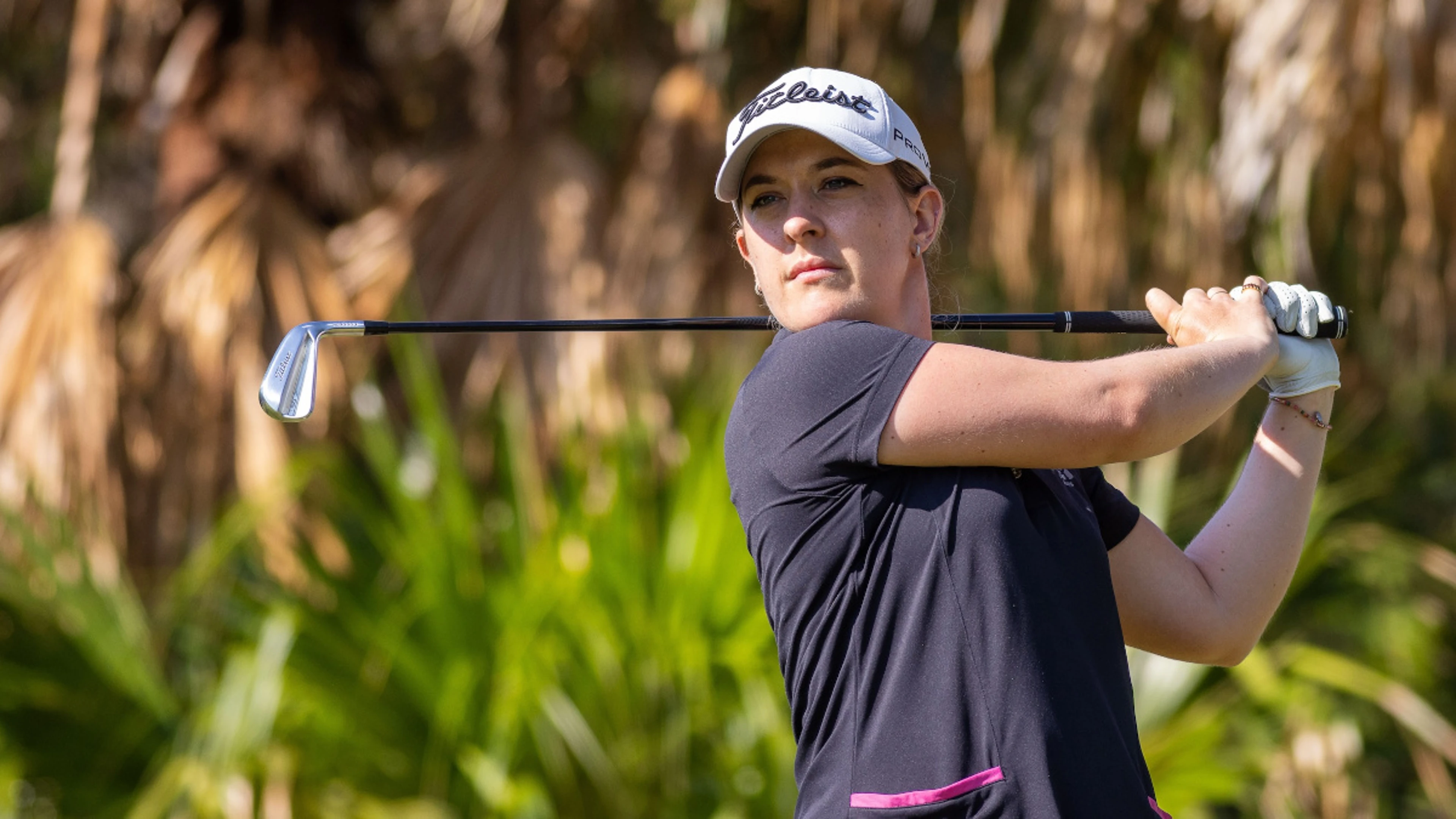 Lauren leads SuperSport Ladies Challenge