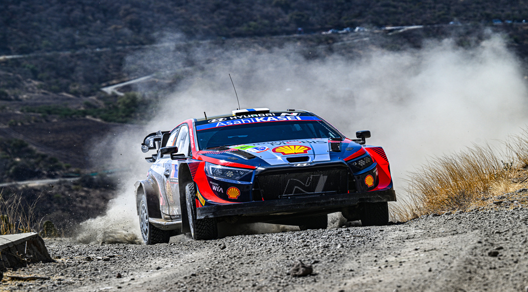 Lappi grabs Mexico lead as Tanak loses power