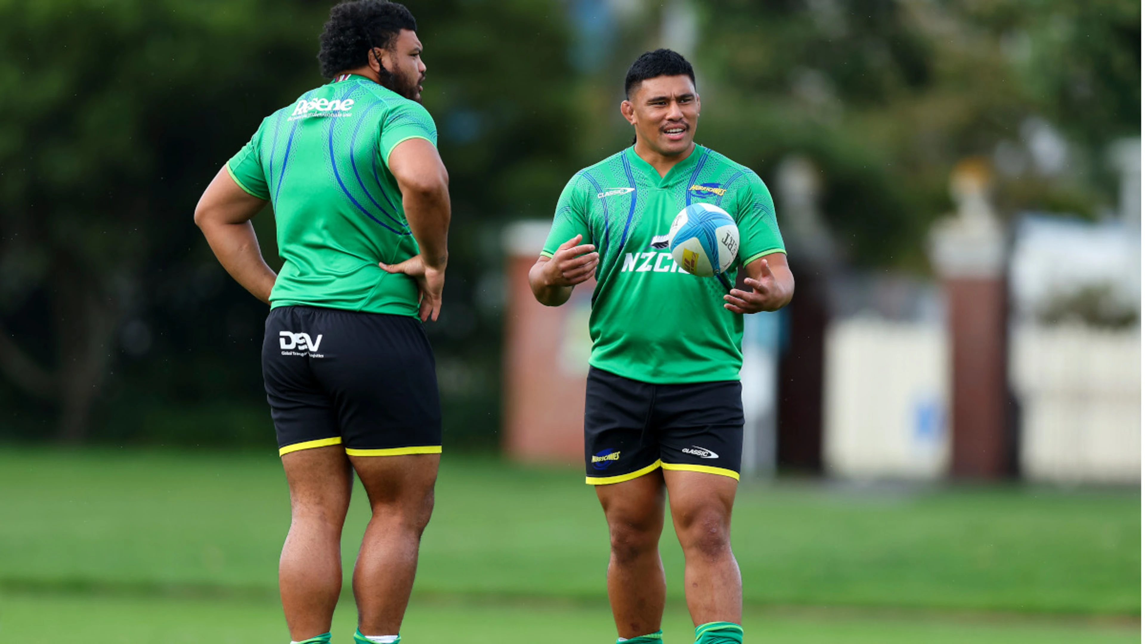 Chiefs brace for Hurricanes in windy Wellington