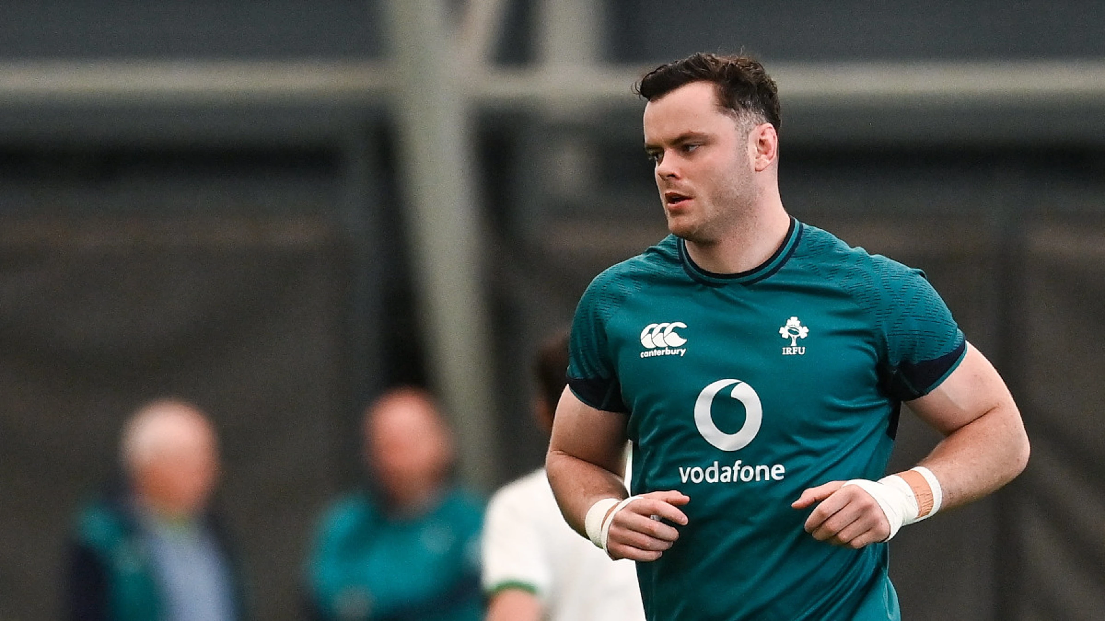 Ireland recall 'world-class' Keenan for England Six Nations clash