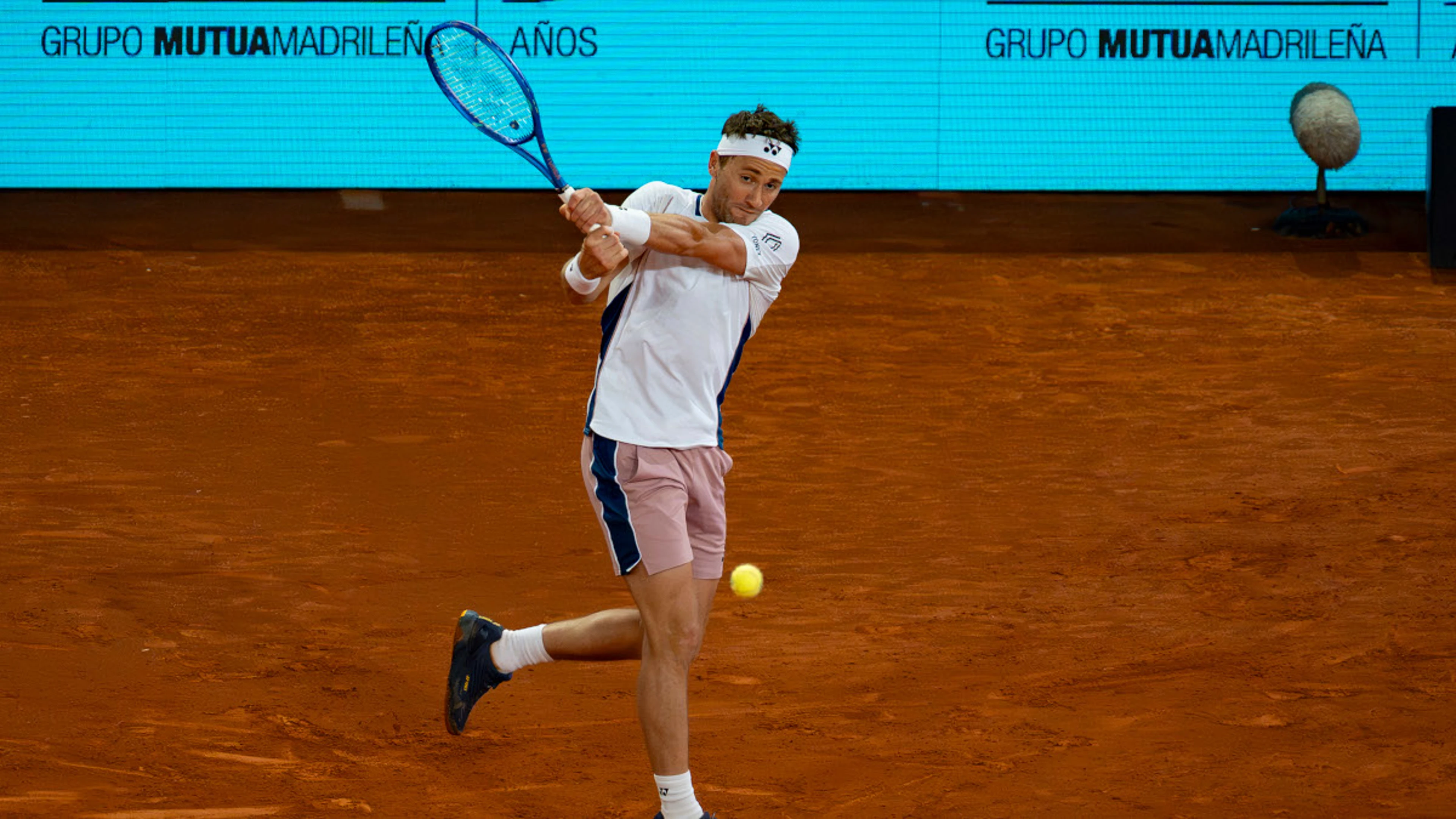 Casper makes it 2-0 to Ruud family after beating Korda in Madrid