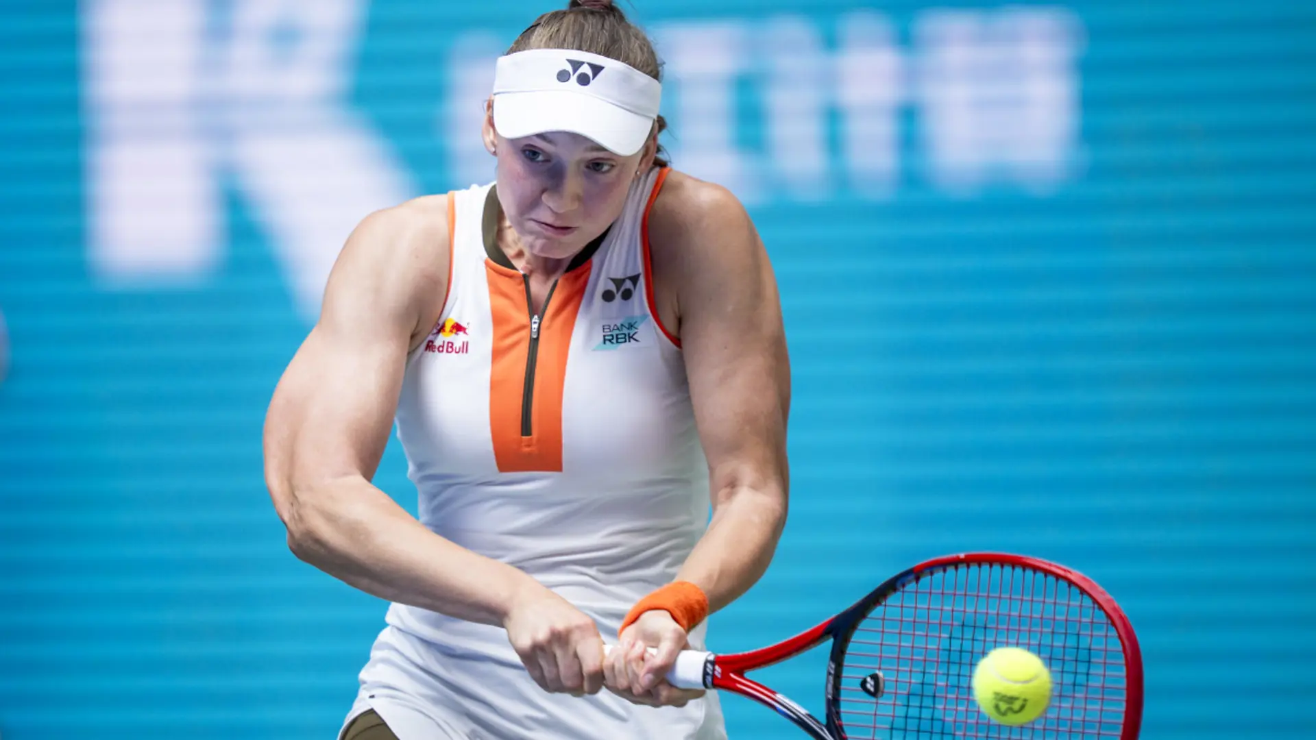 Rybakina dispatches Paolini to reach Ningbo final and boost WTA Finals bid
