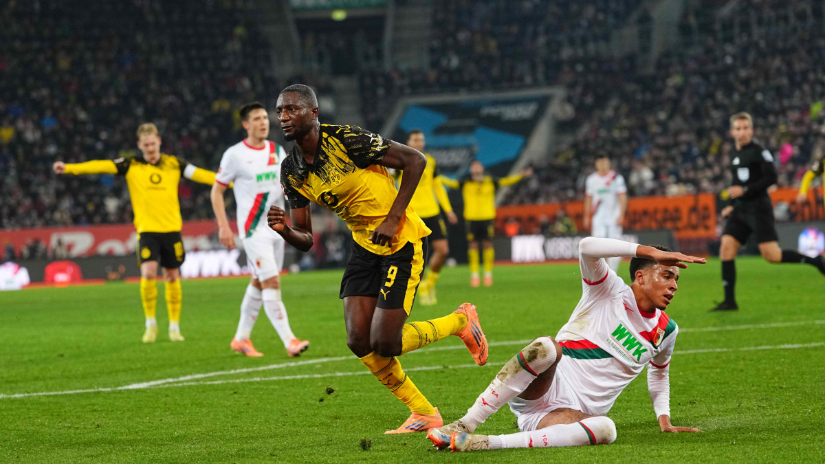 Guirassy lifts Dortmund past Augsburg ahead of Man City clash