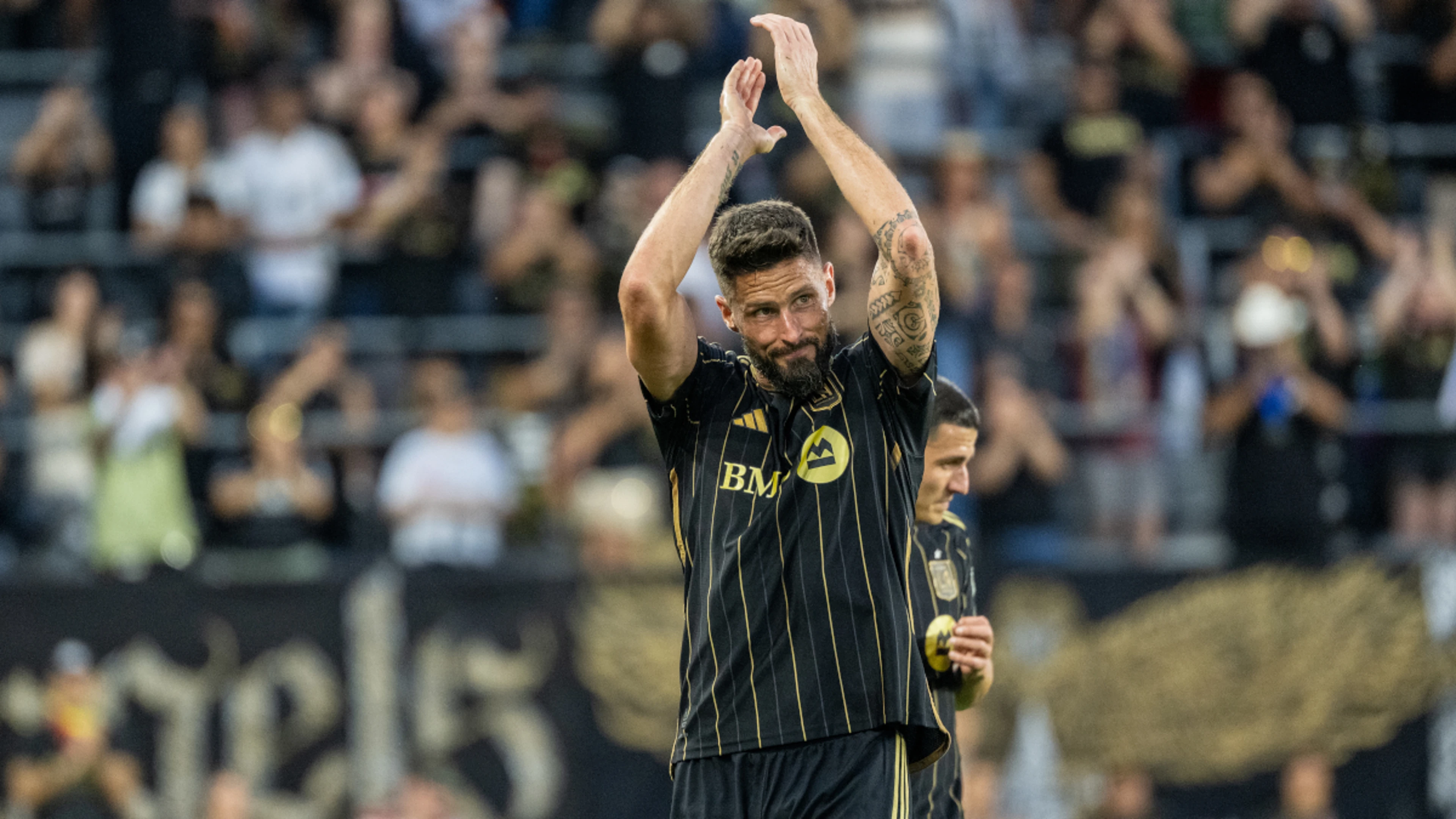 Giroud signs one-year deal with Ligue 1 club Lille