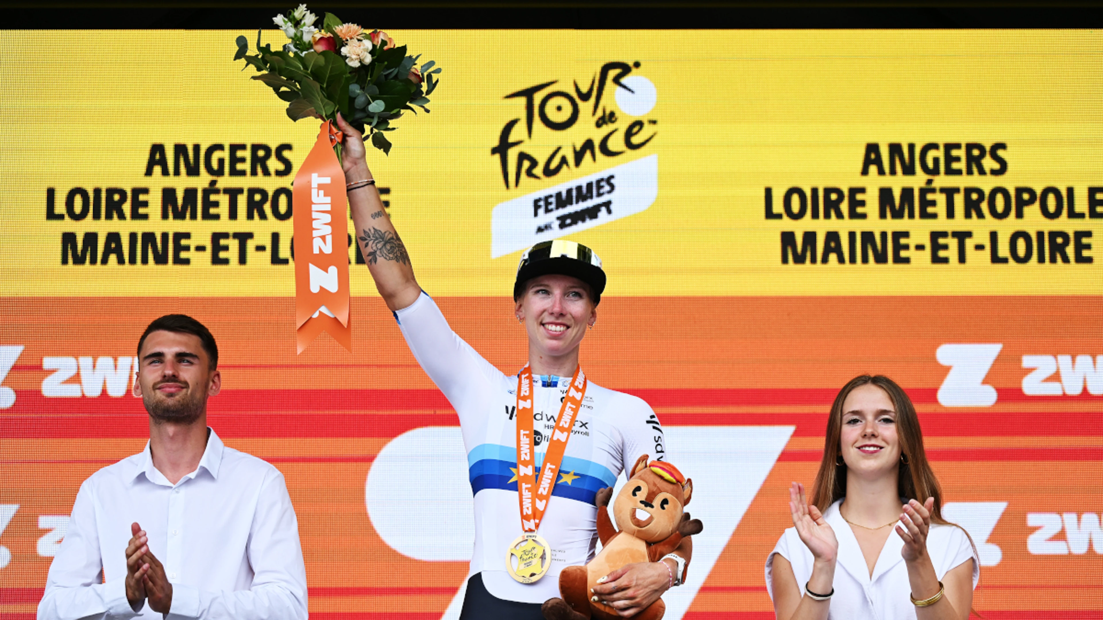 Veteran Vos takes Tour de France yellow after Wiebes' stage win