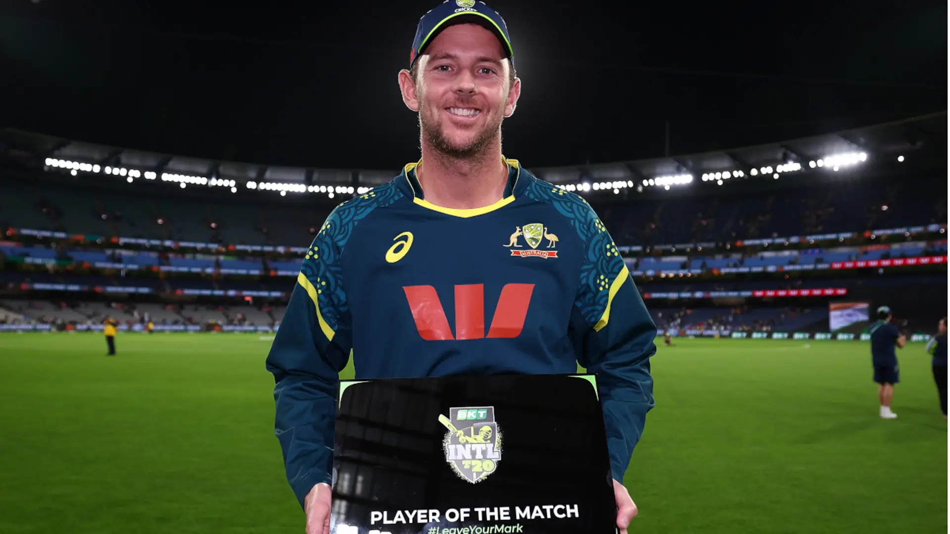 India spooked by Hazlewood as Australia claim T20 win at MCG