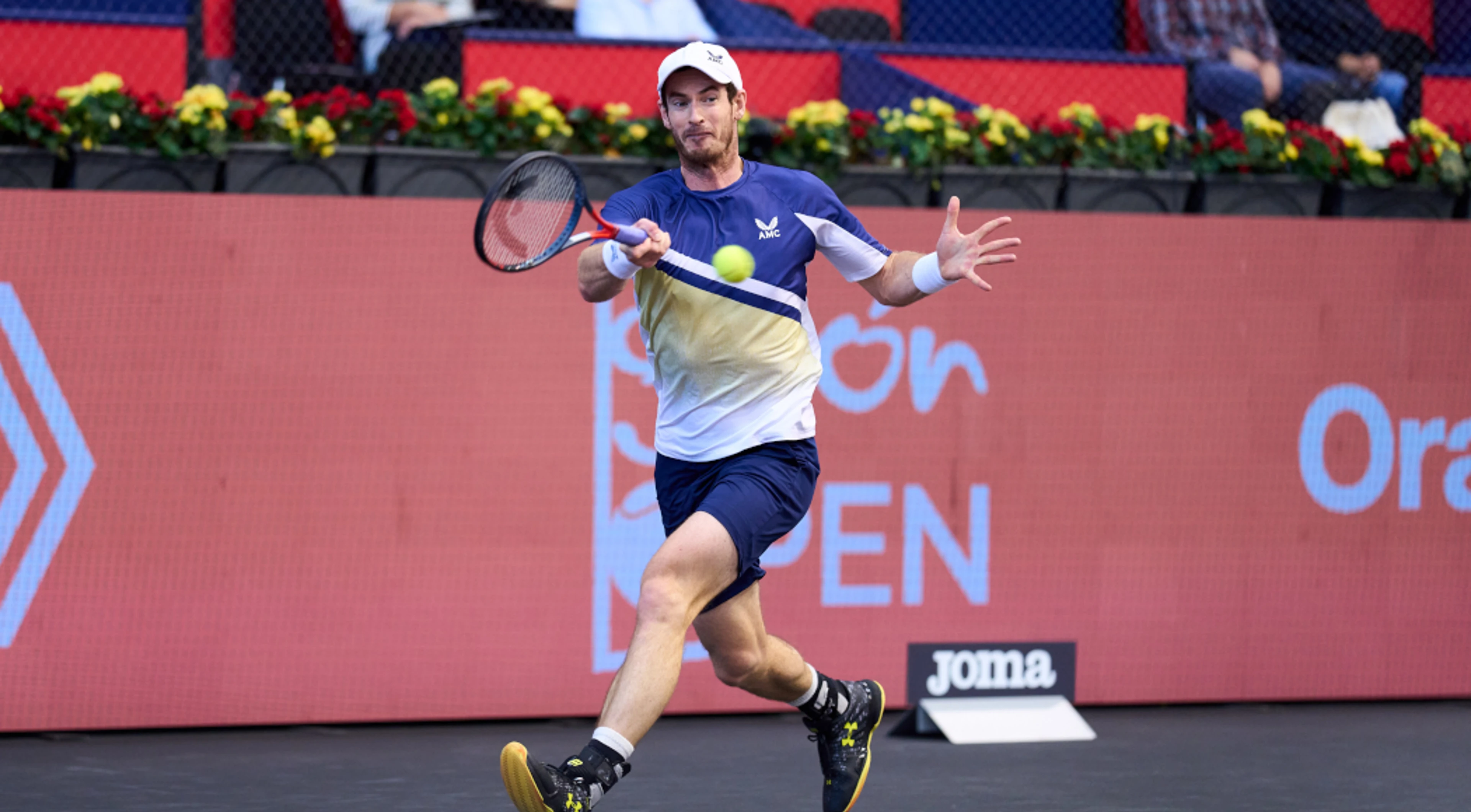 Must work harder, Murray unhappy with fitness after Paris exit