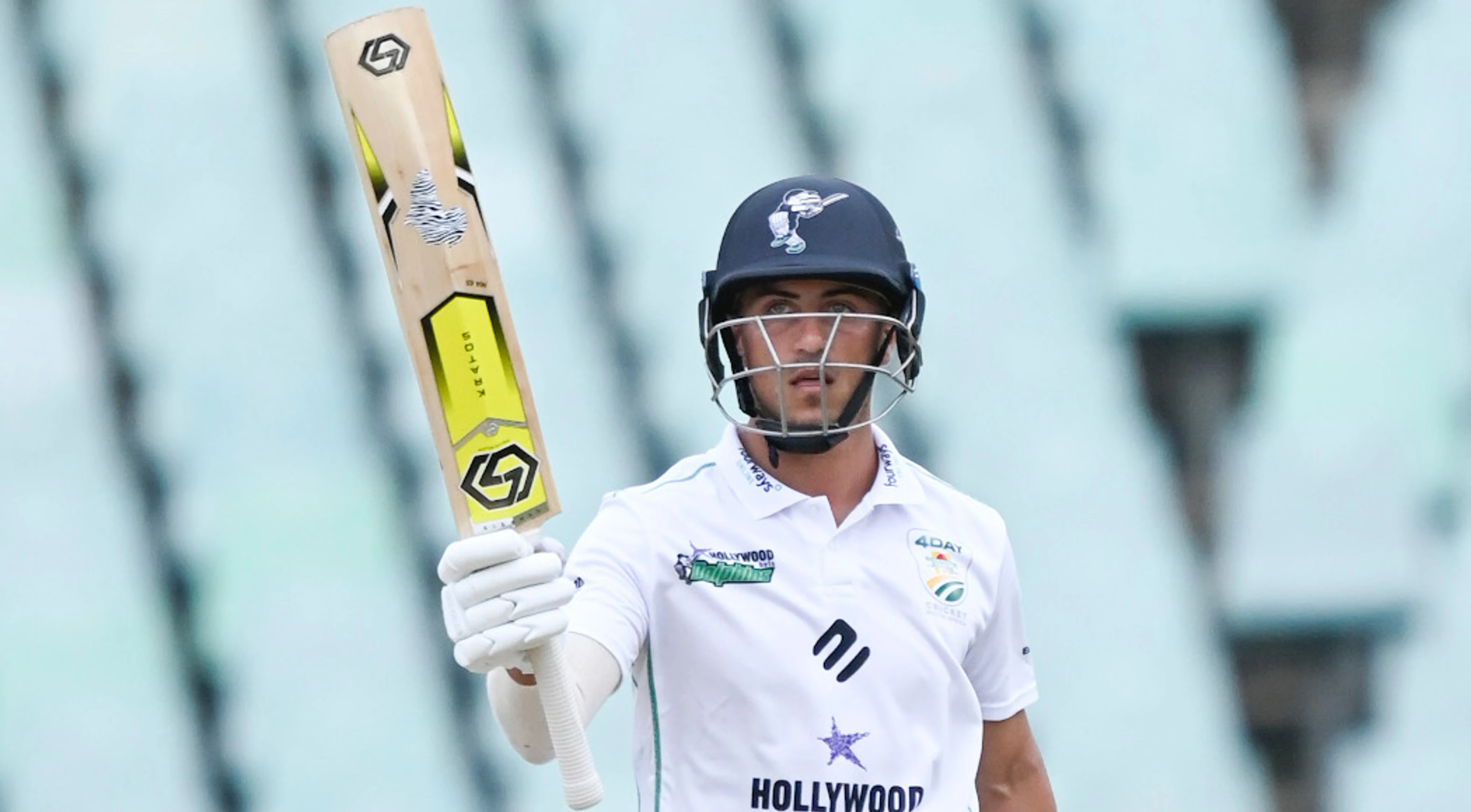 Ackerman leads Dolphins to comeback win, Warriors, Titans also win