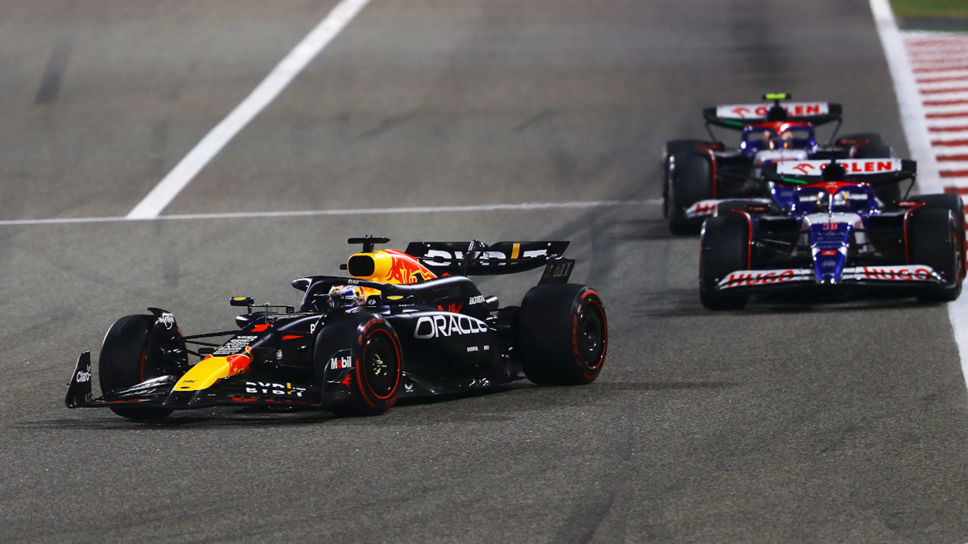 Verstappen starts the F1 season with a win in Bahrain