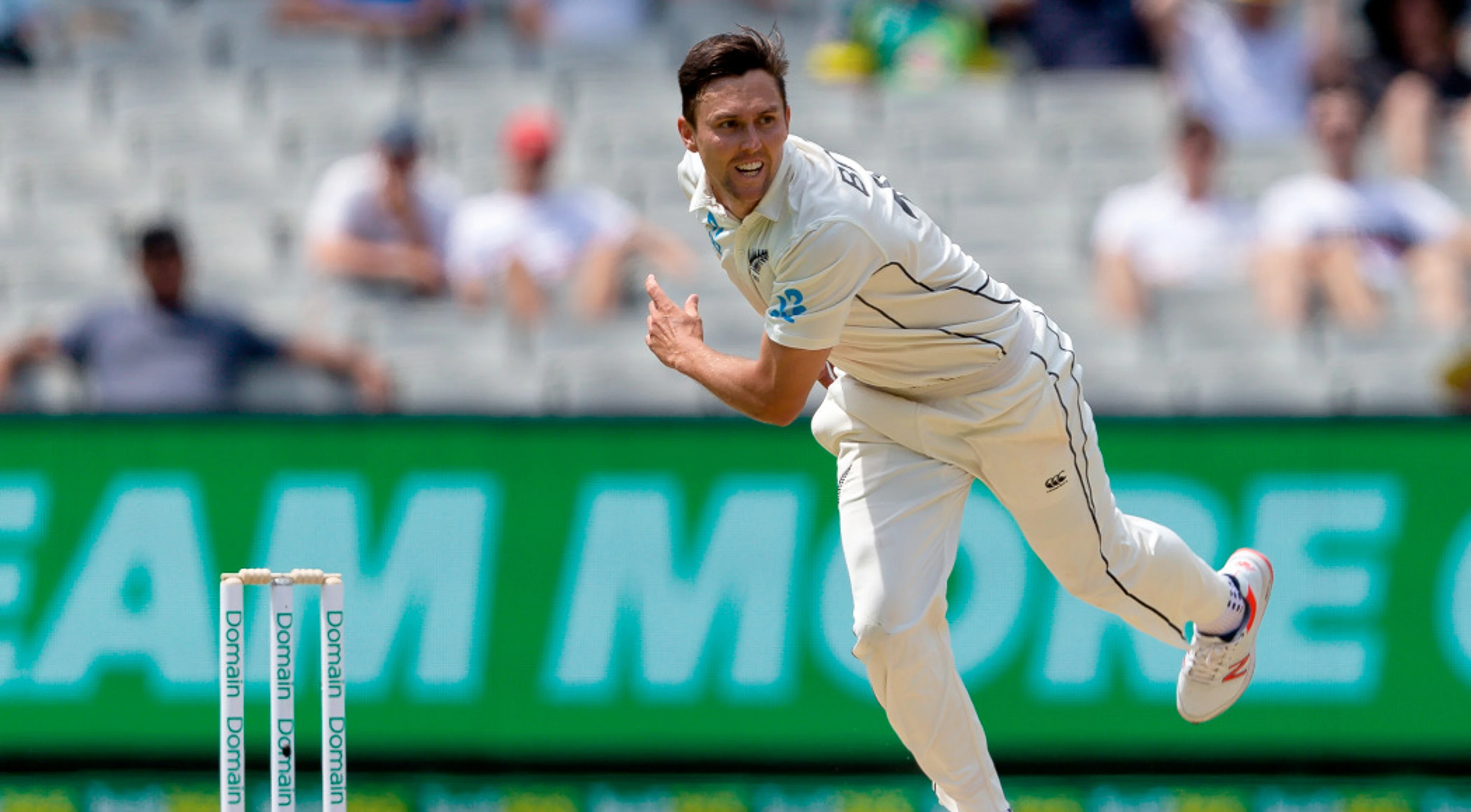 Boult's return boosts NZ against top-ranked India