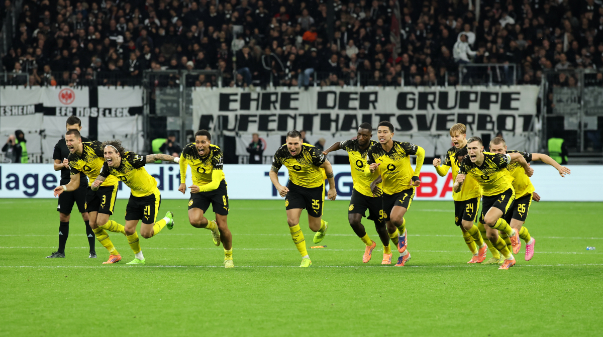 Dortmund knock Frankfurt out of German Cup on penalties